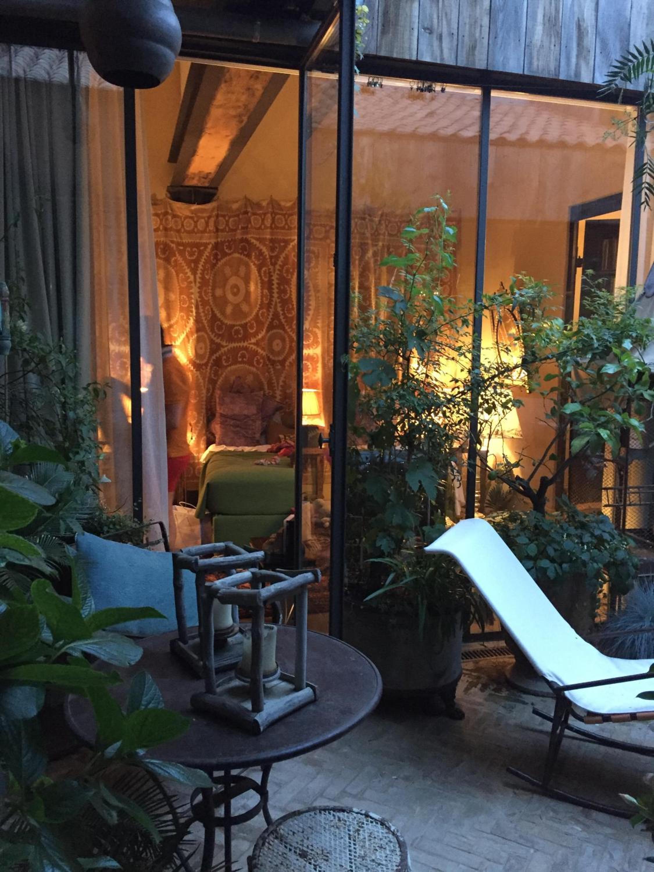 La Maison Rousseau Chambre d'hôtes view 5