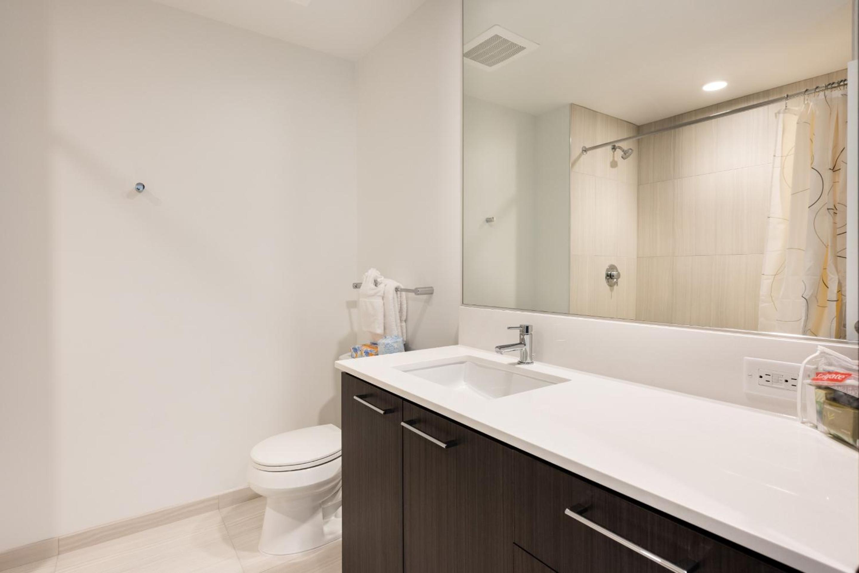 Bluebird Suites at Reston Town Center - Property Image 24