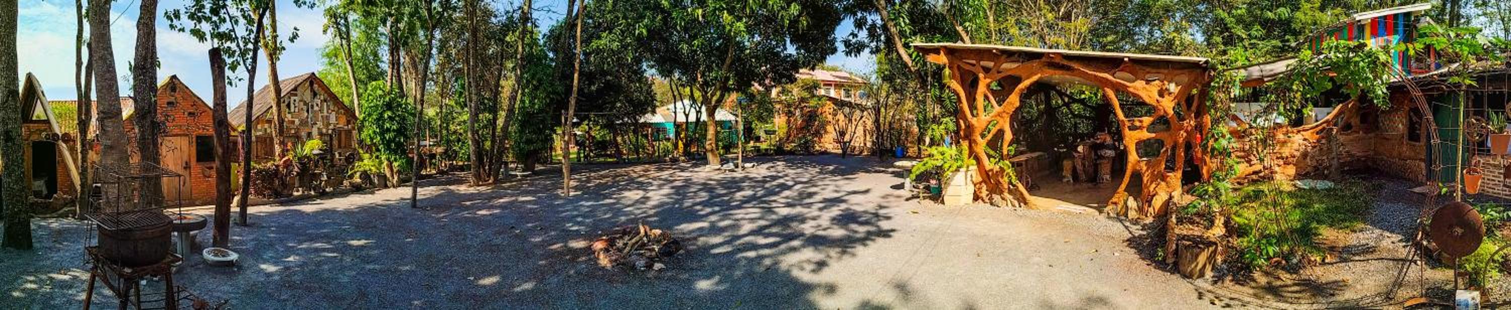 NOMADAS chalés, mini casinhas, bangalôs , área de camping e cozinha compartilhada