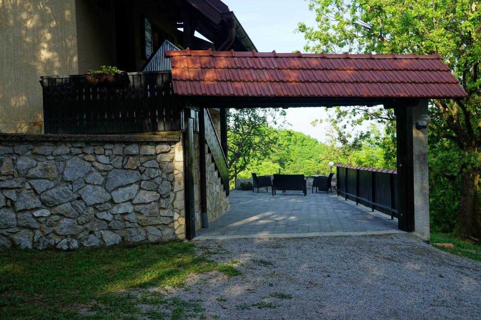 Photo 32