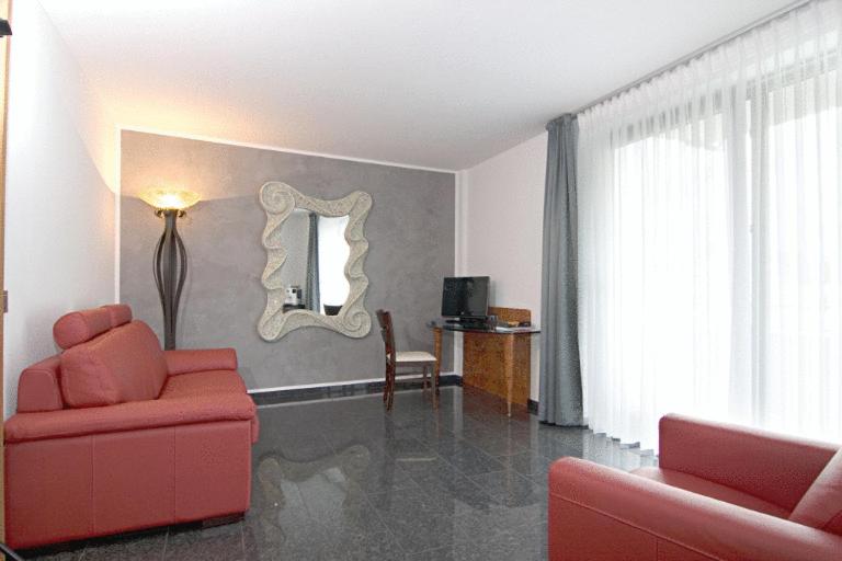 Maria Suite am Dom en Cologne — hotel room