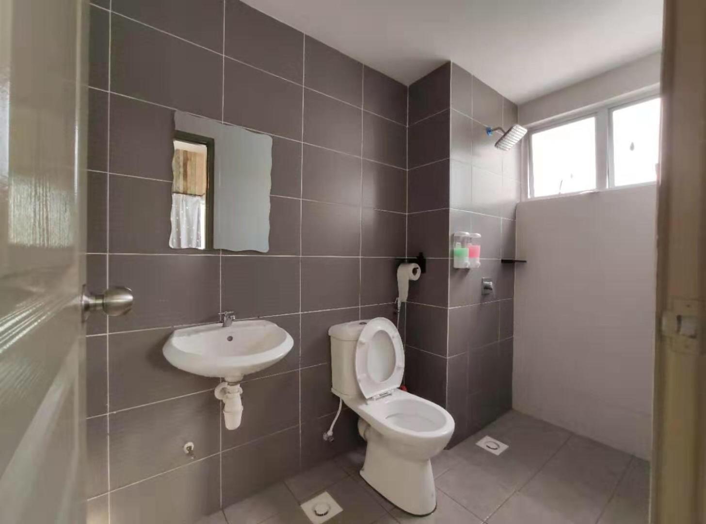 Plumber house photo 6