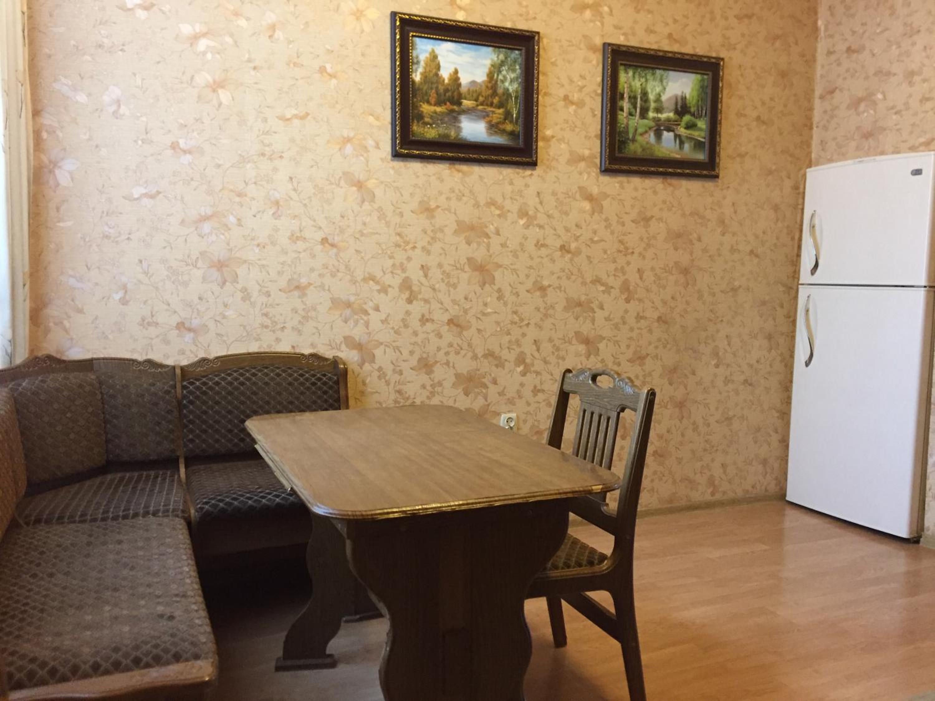 Затишна квартира на проспекті Злуки, 43, photo 15