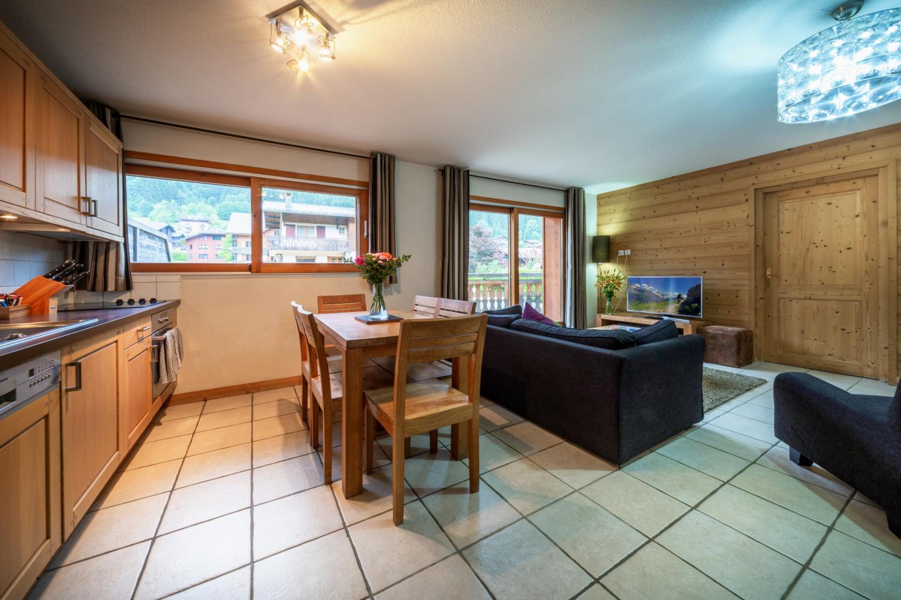 Aiglon Morzine view 5