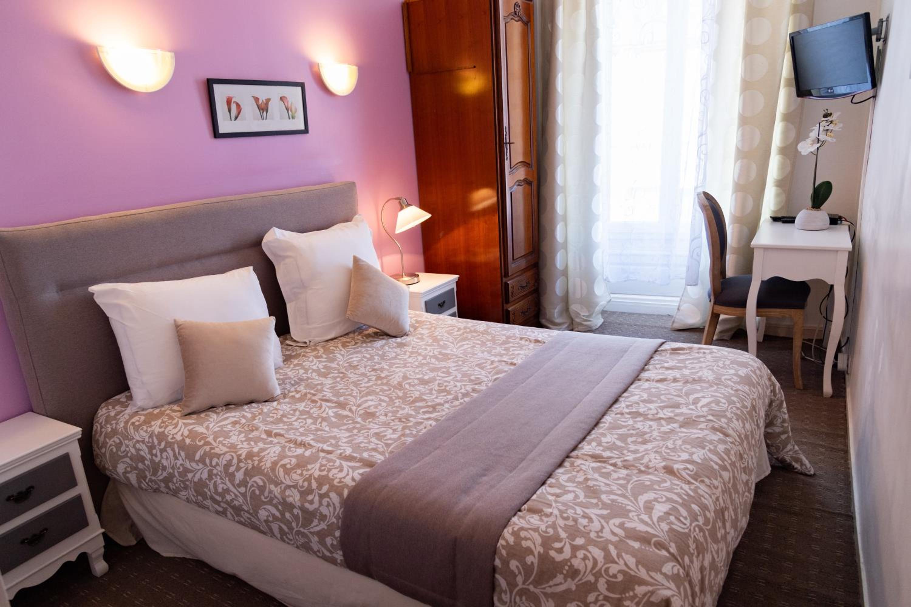 Hotel Henri IV - Property Image 6