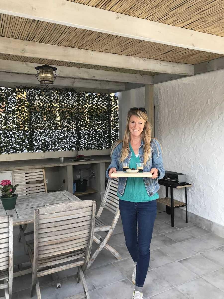 Malaga Beach House, 2 city bikes, 2 children's bikes, WiFi, BIG terrace, BBQ, Family, Childfriendly