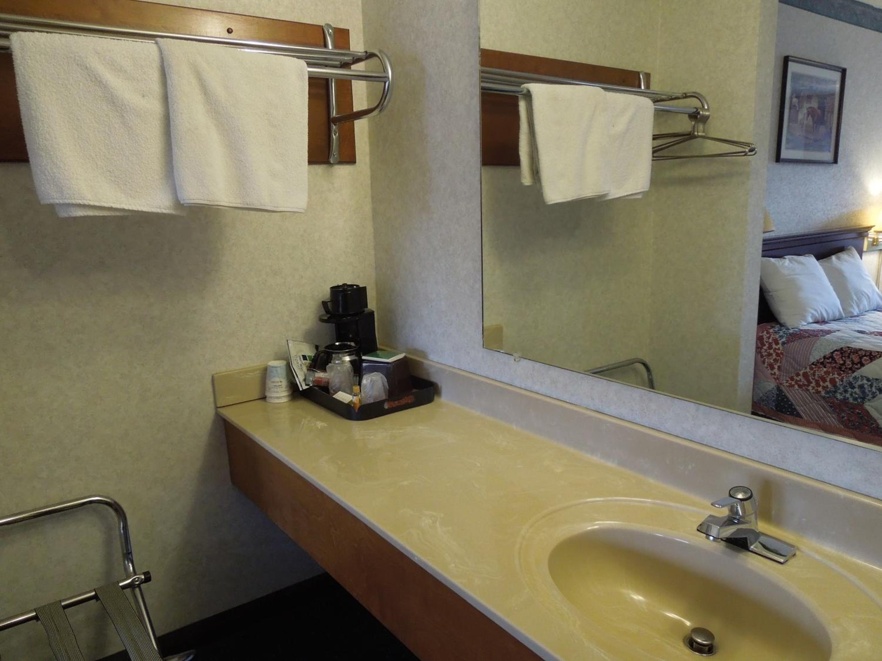 Americas Inn Bardstown, photo 37