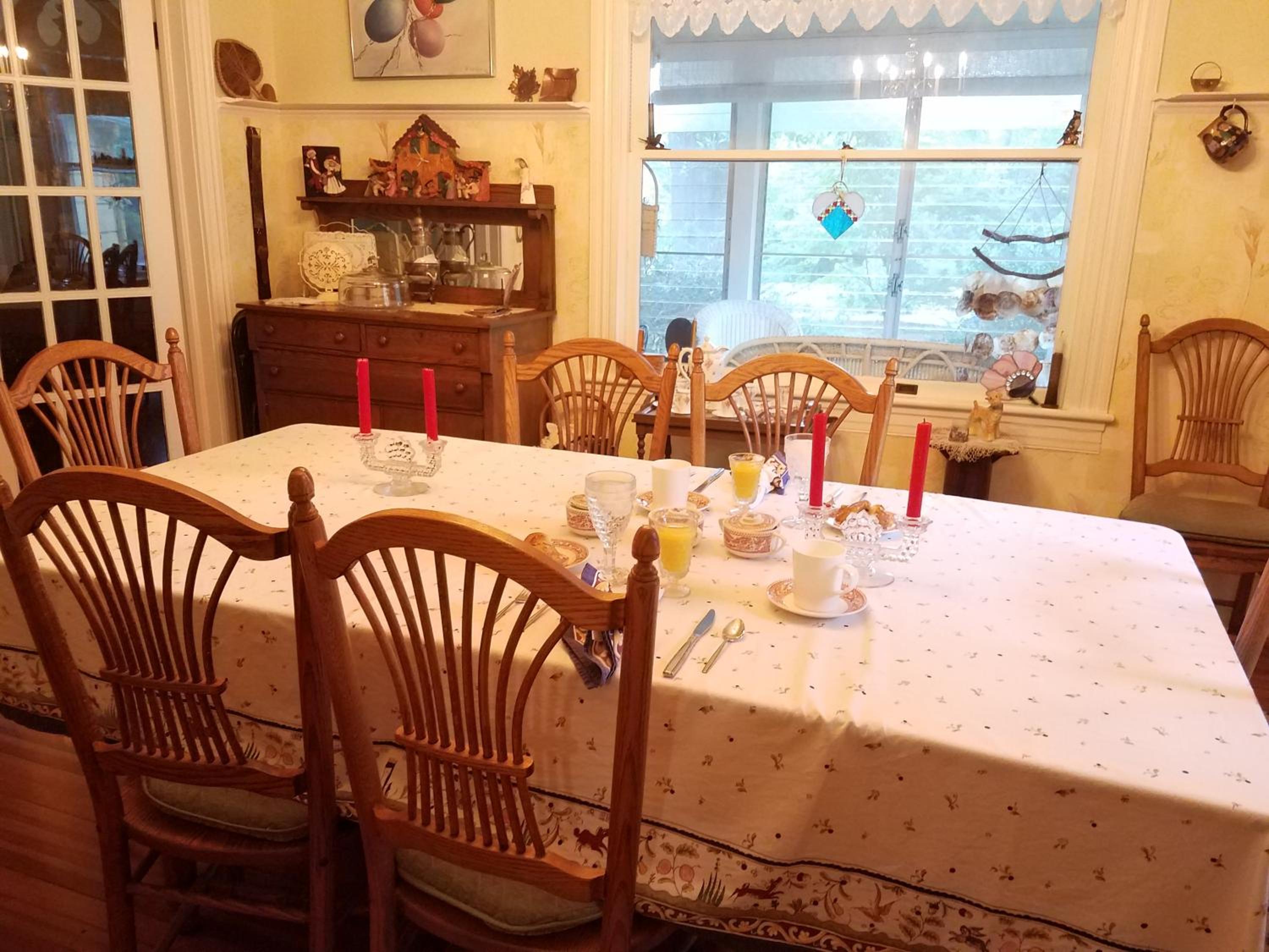 Back INN Time B&B view 4