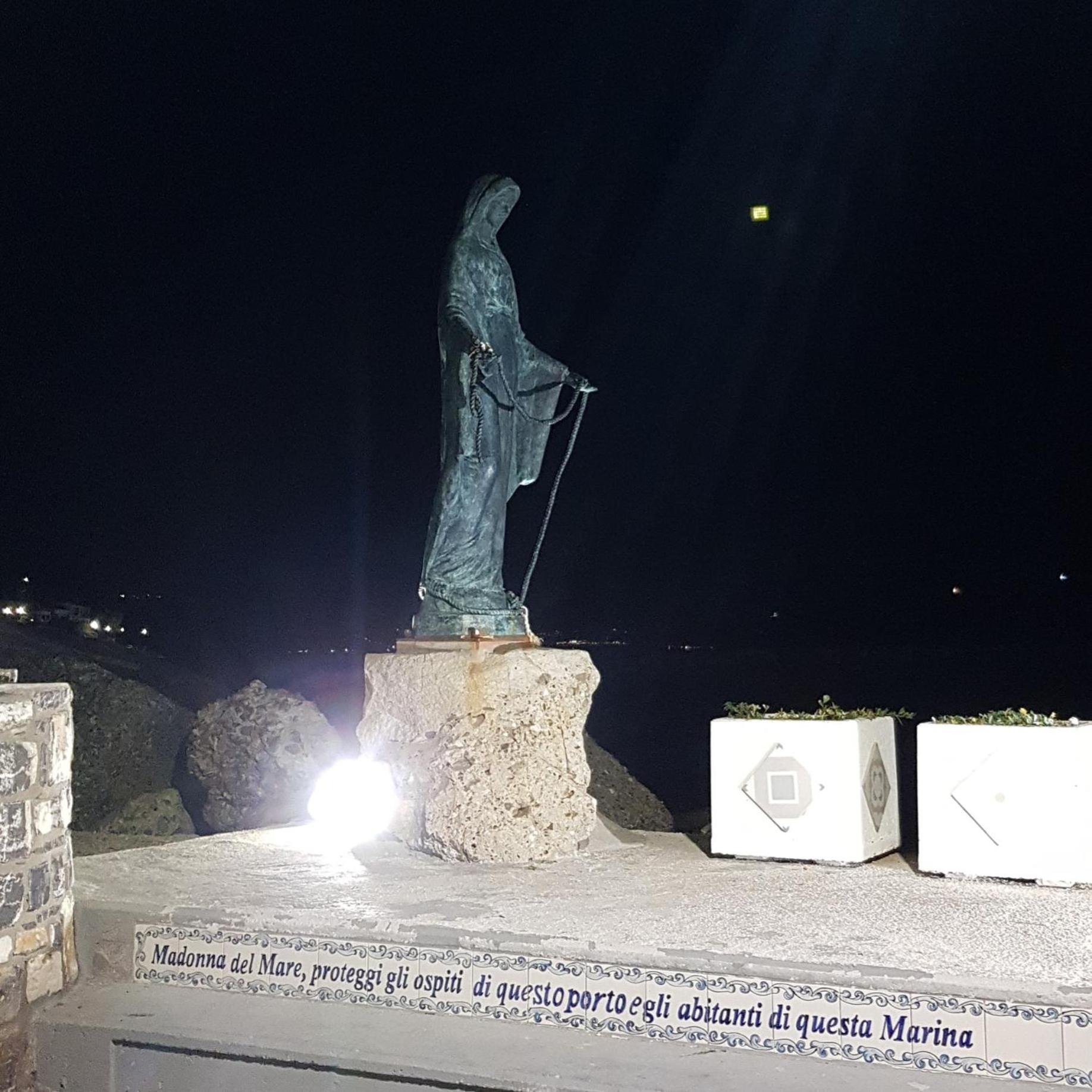 Photo 35