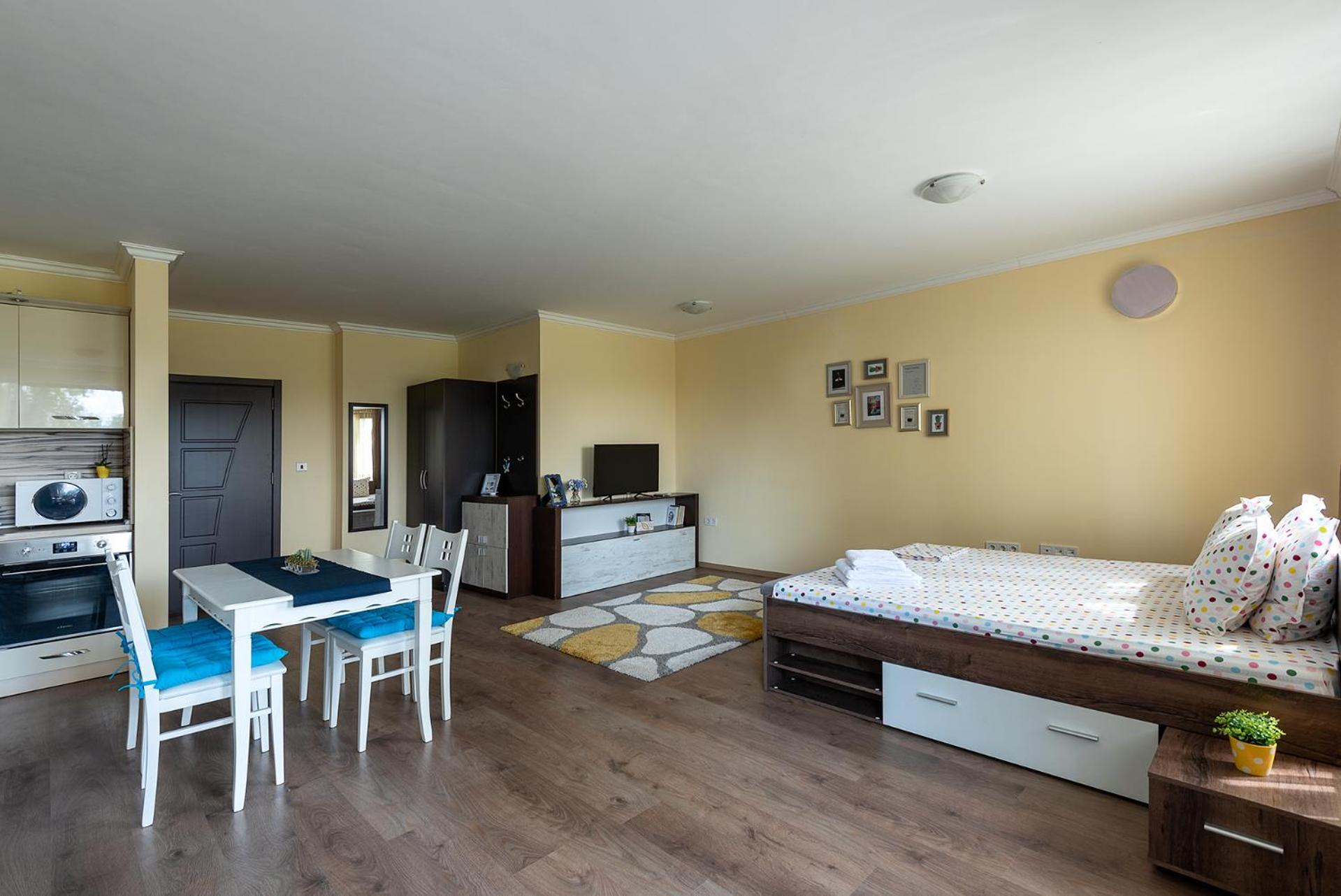 RIVERSIDE APARTMENTS PLOVDIV with free parking