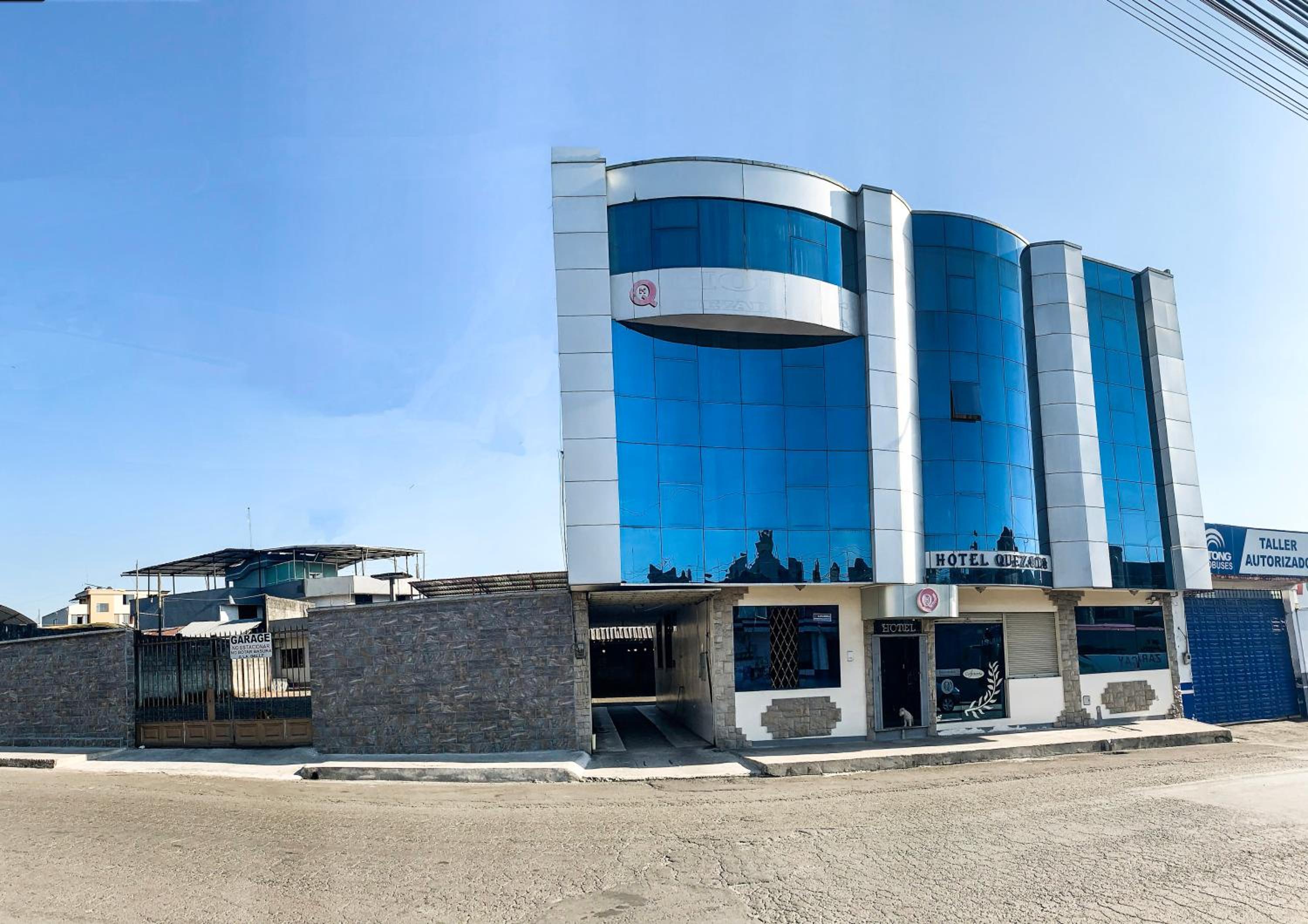 Hotel Quezada Hermanos - Image 1