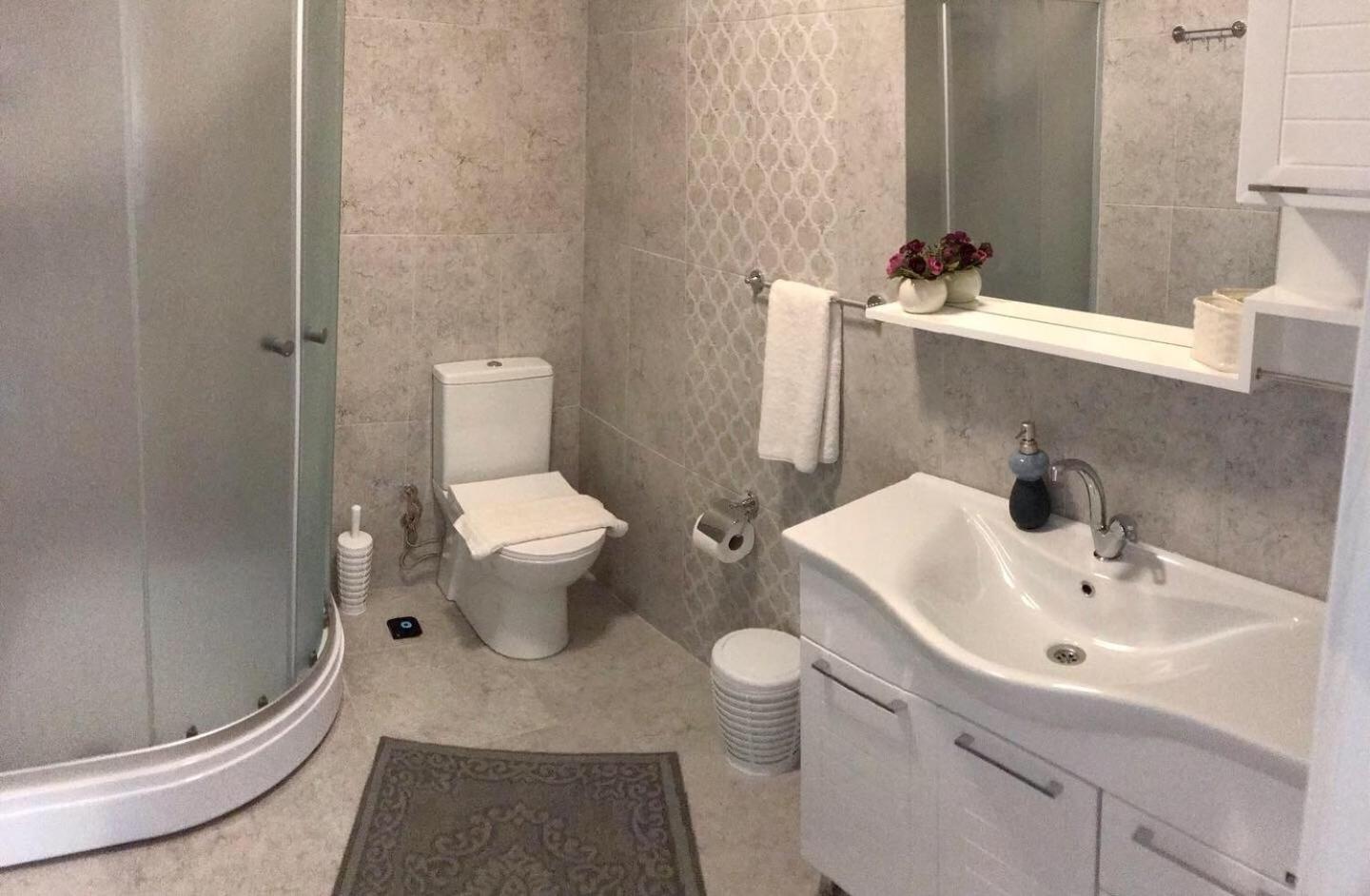 Sirena's Suites