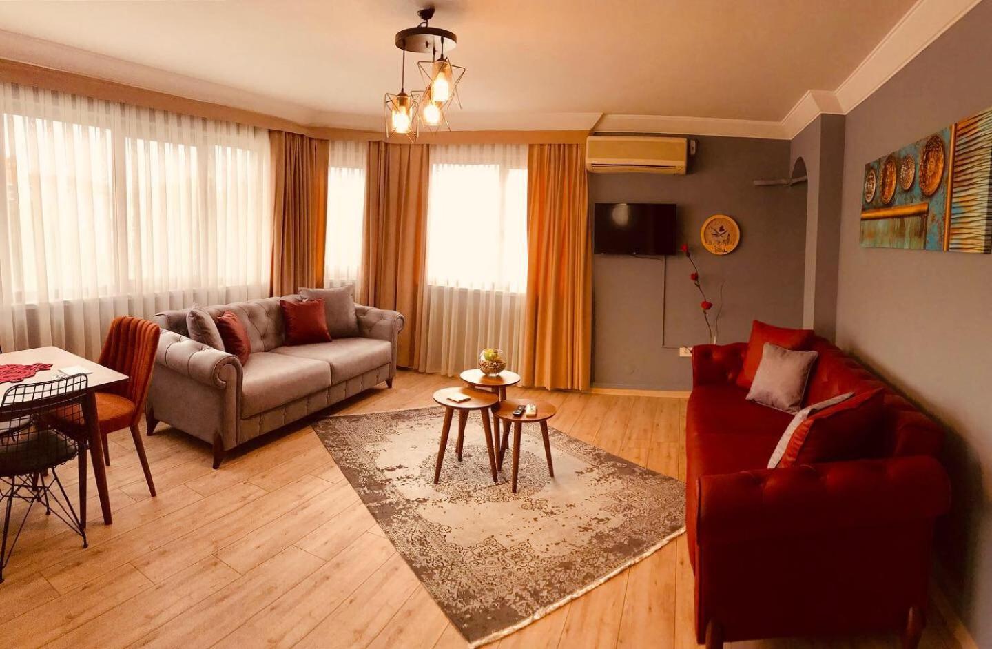 Sirena's Suites