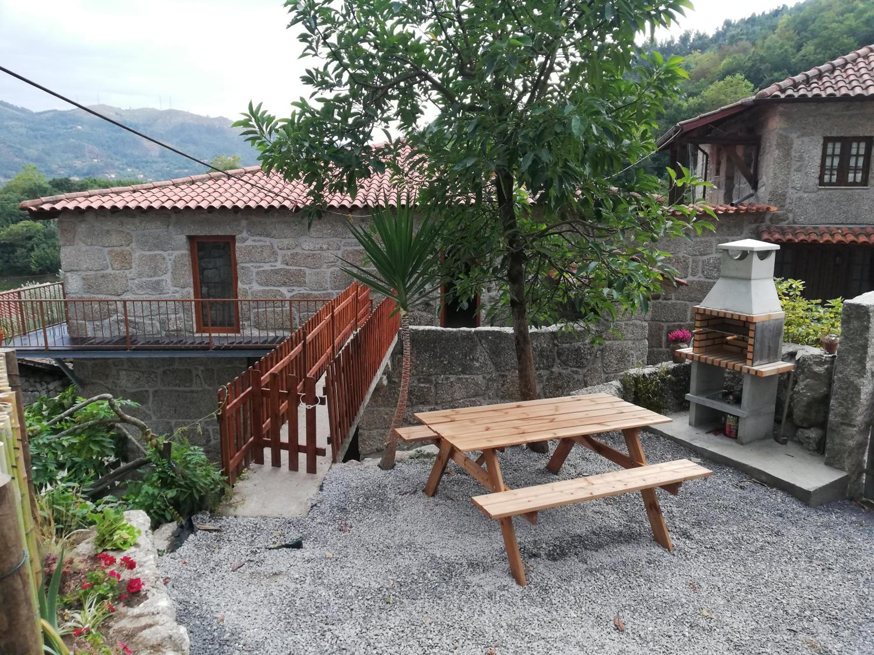 Casa Sambinho Gerês view 5