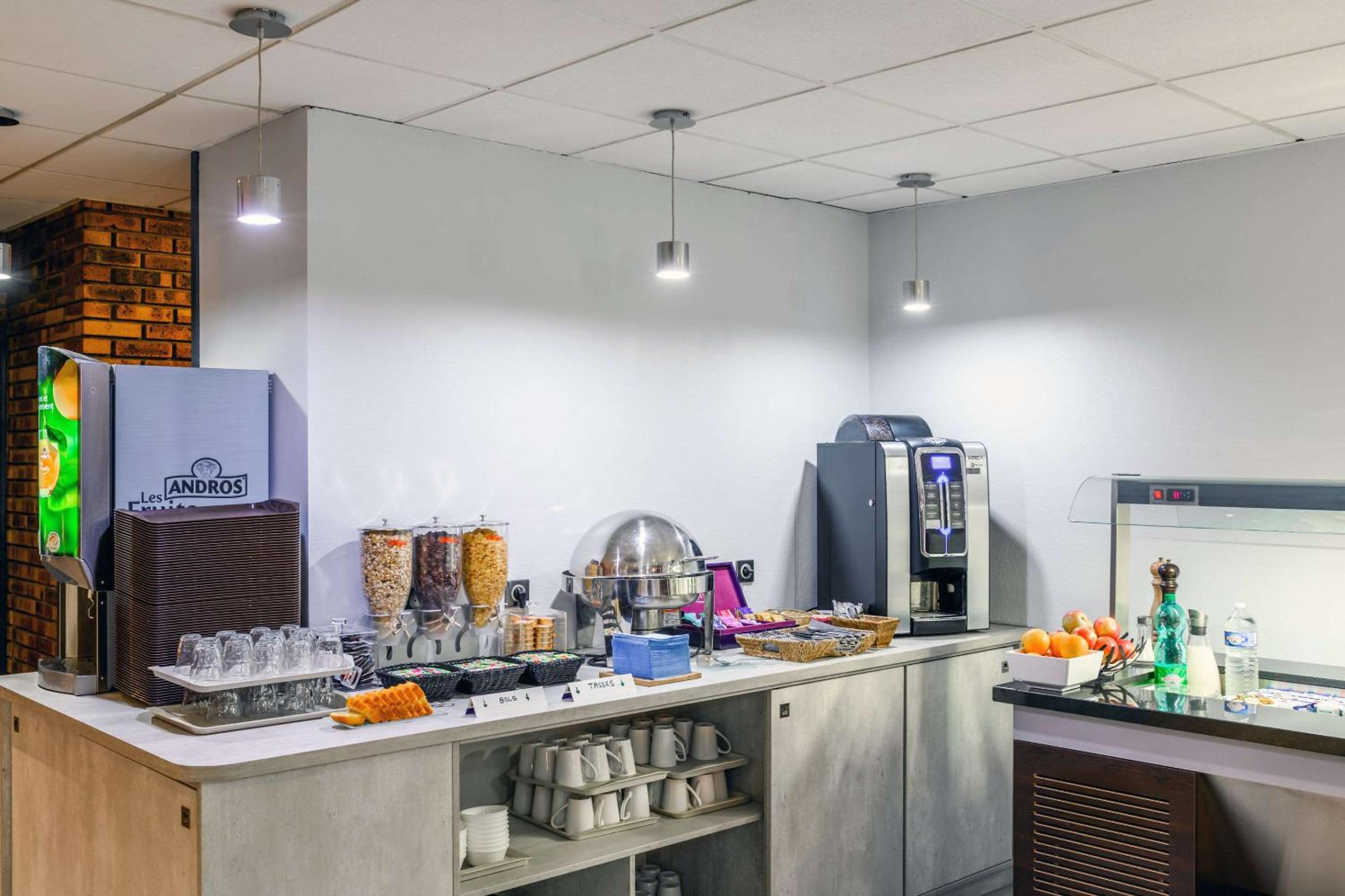 Evreux Vacations - Comfort Hotel Evreux - Property Image 11