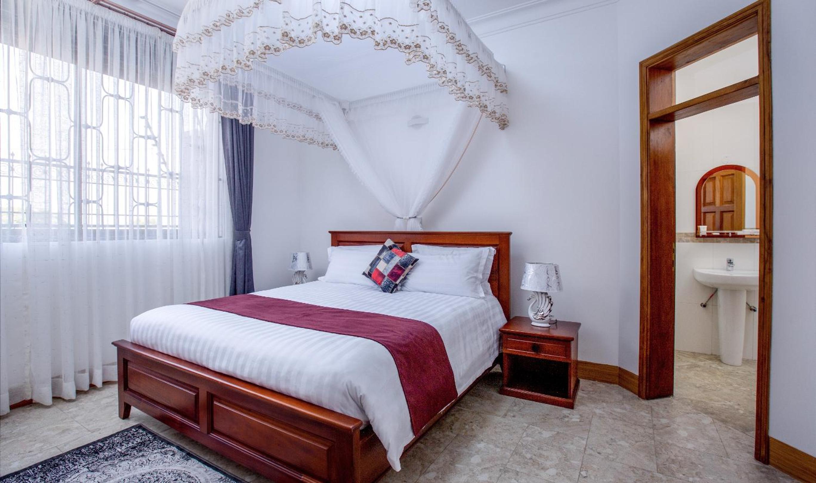 Caran Apartments