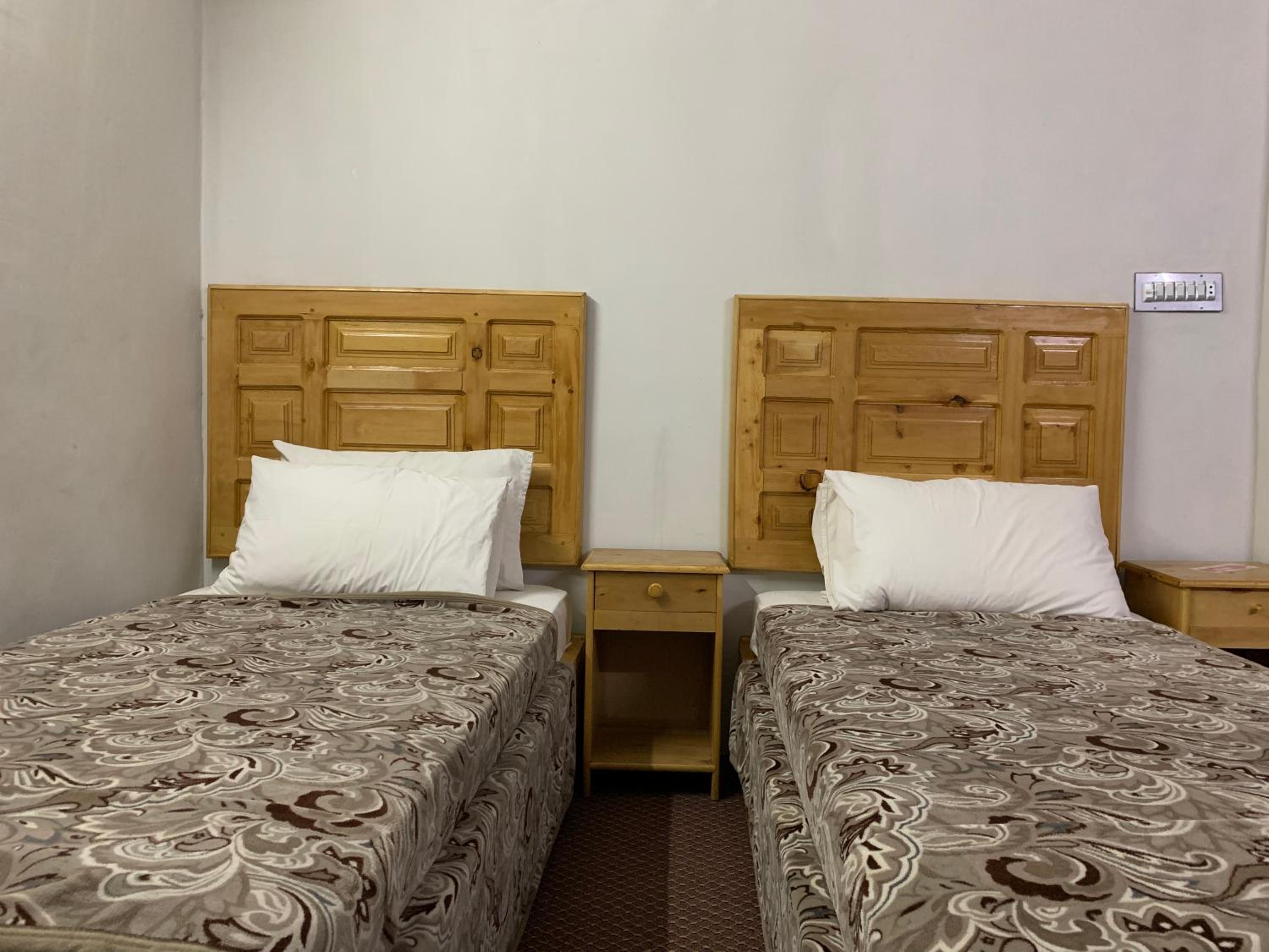 Naveed Tourist Inn view 2