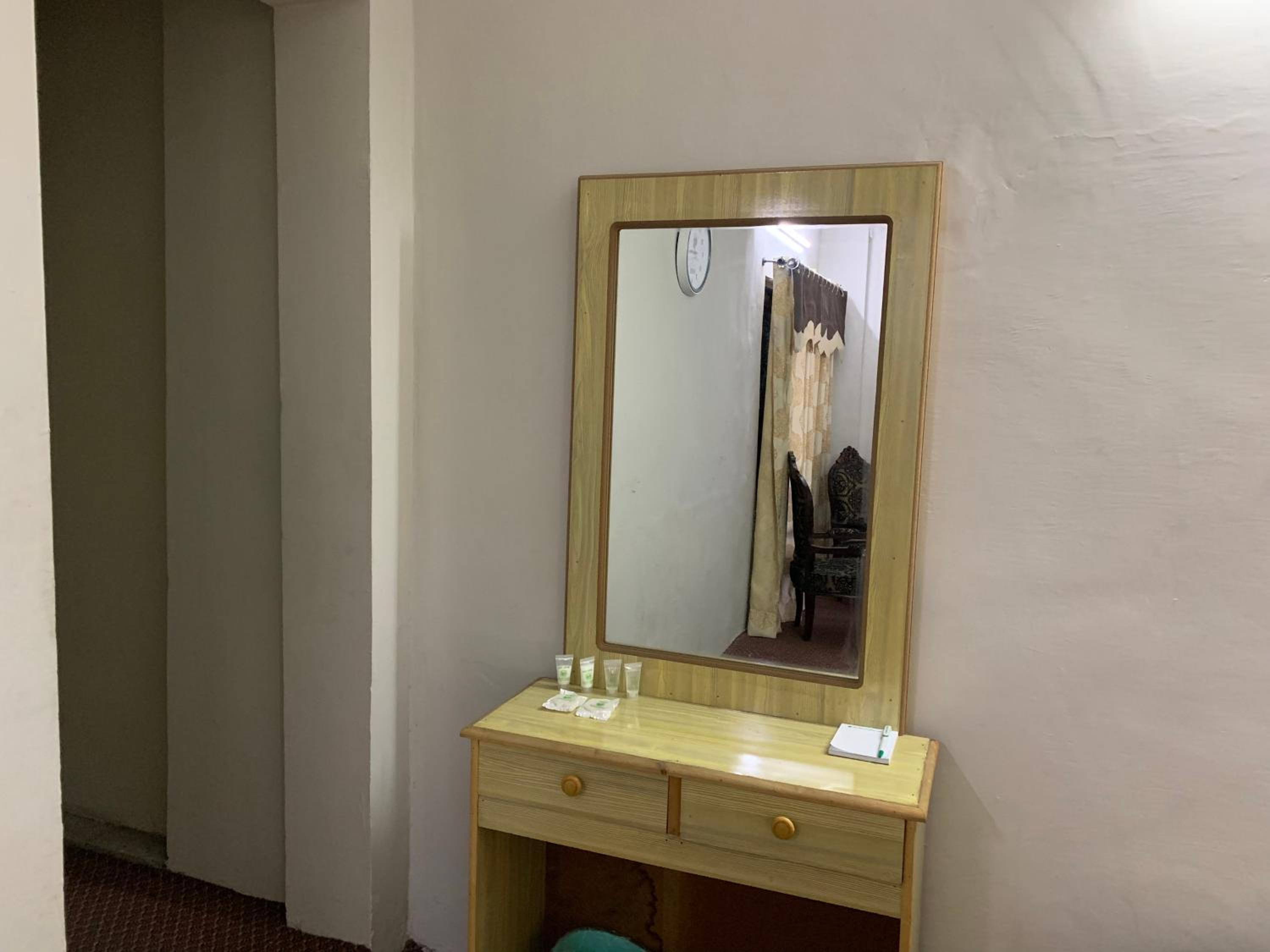 Photo 28