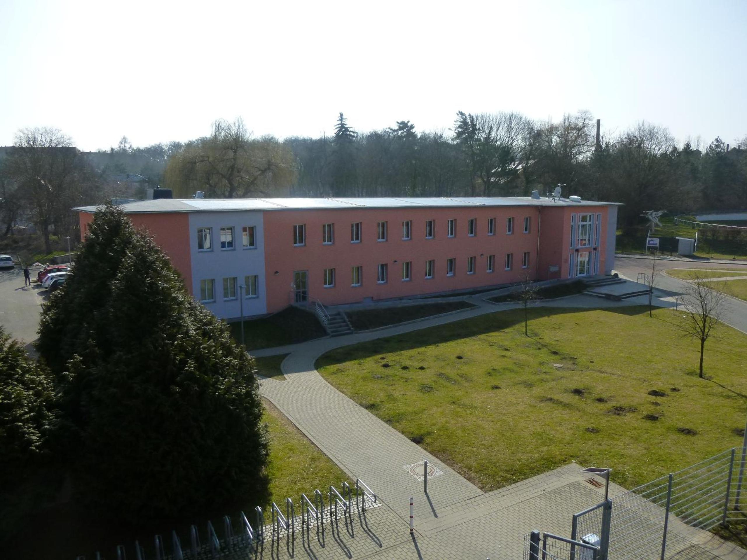 Photo 8