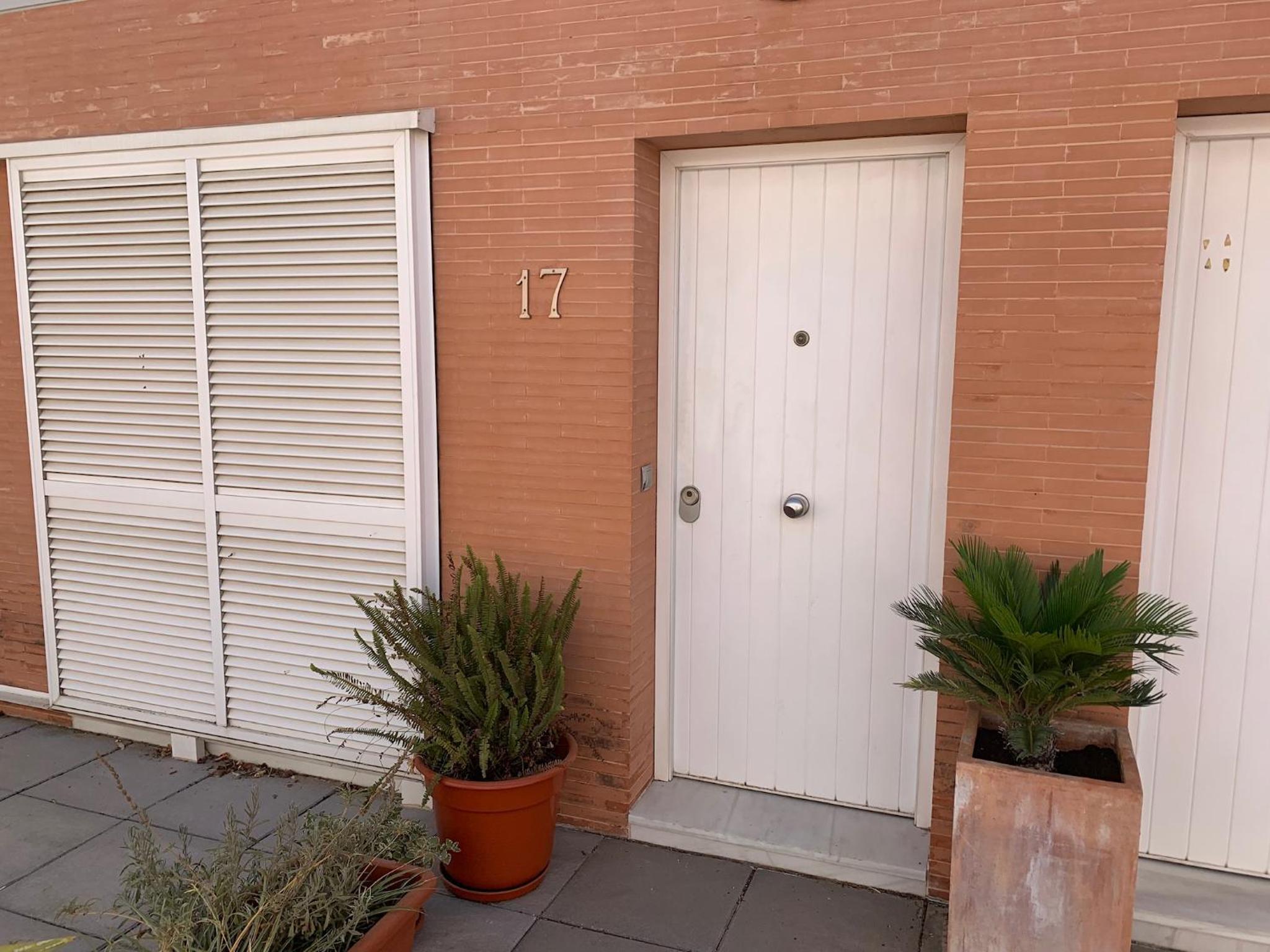 CASTILLEJA , Casa-Apartamento cerca centro Sevilla Wifi Familias Trabajo Garaje