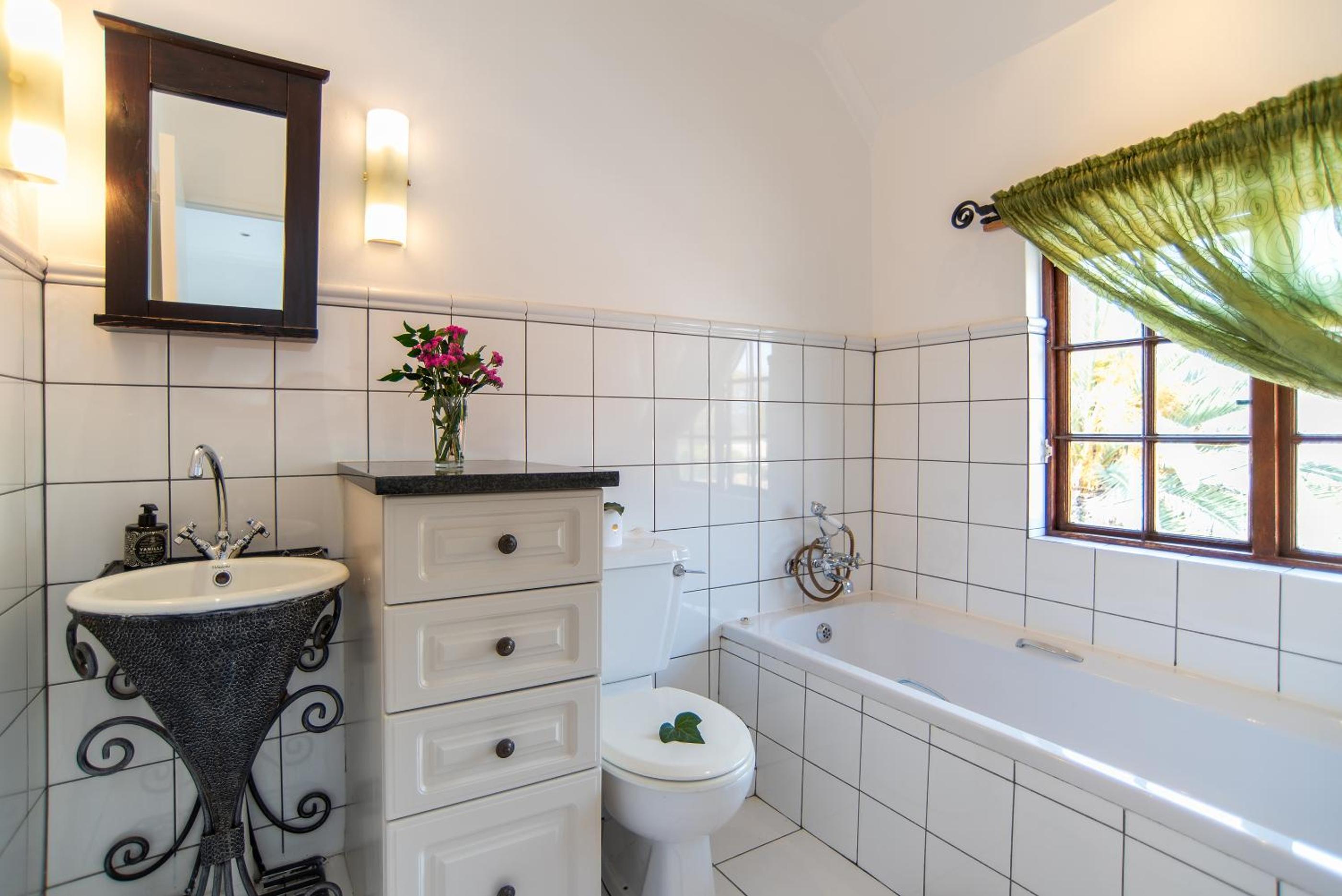 5th Avenue Gooseberry Guest House