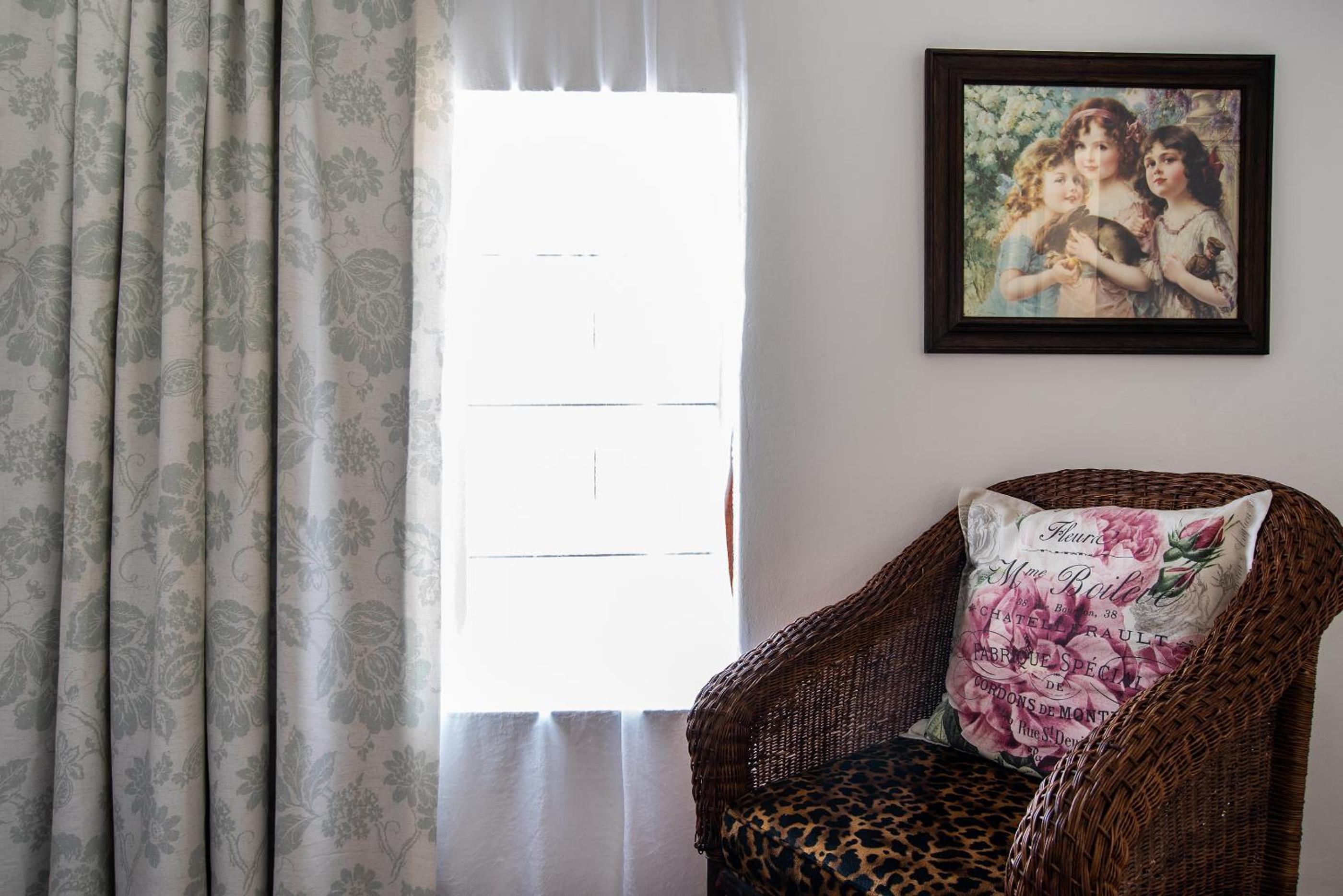 5th Avenue Gooseberry Guest House