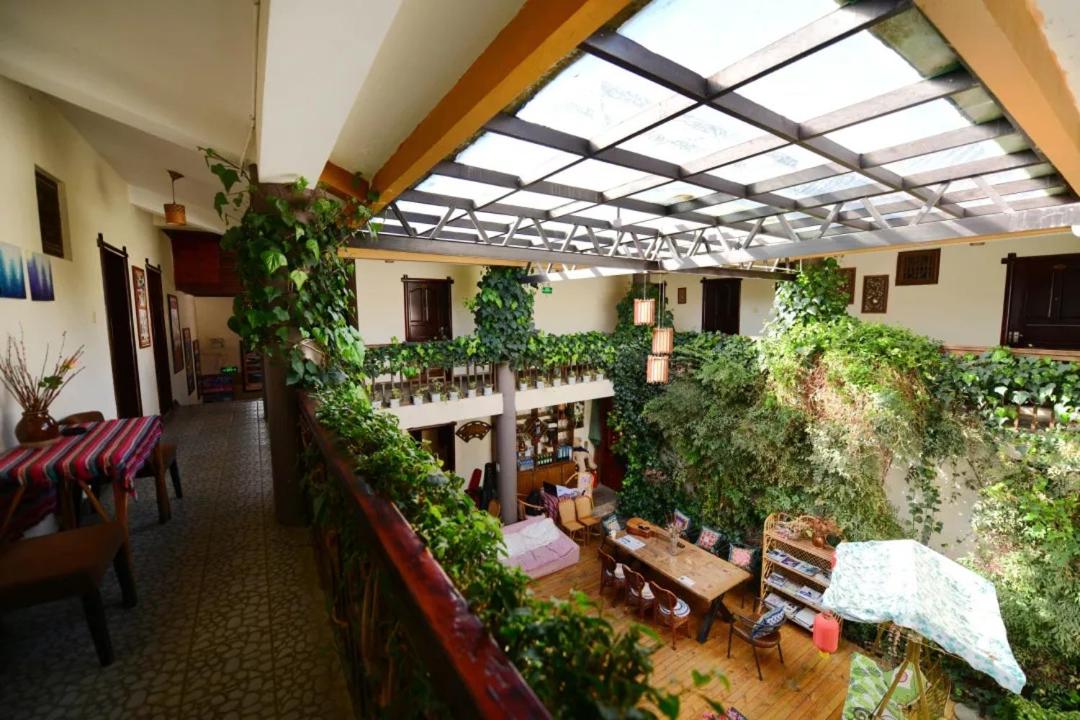 Maple Leaf Inn