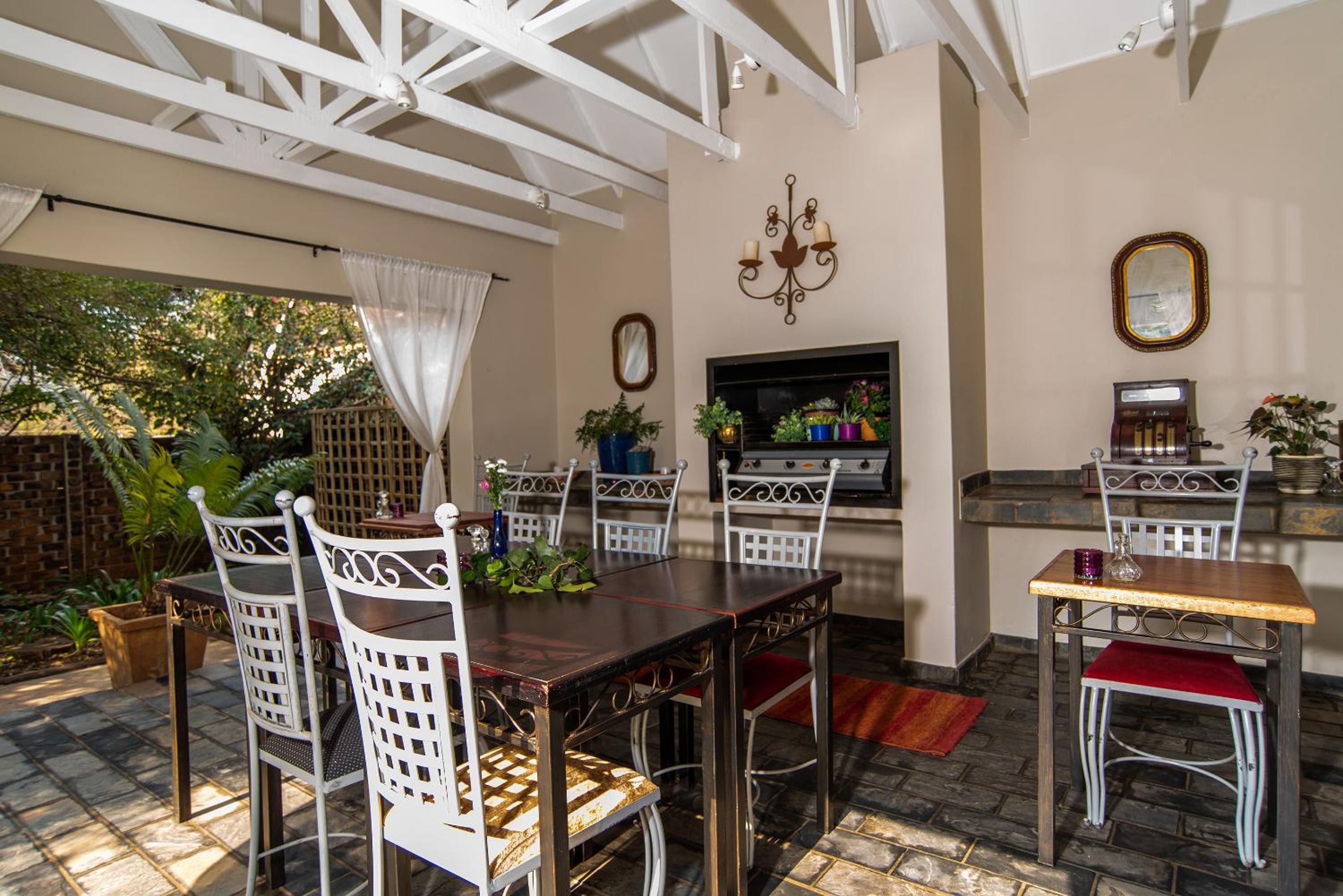 5th Avenue Gooseberry Guest House