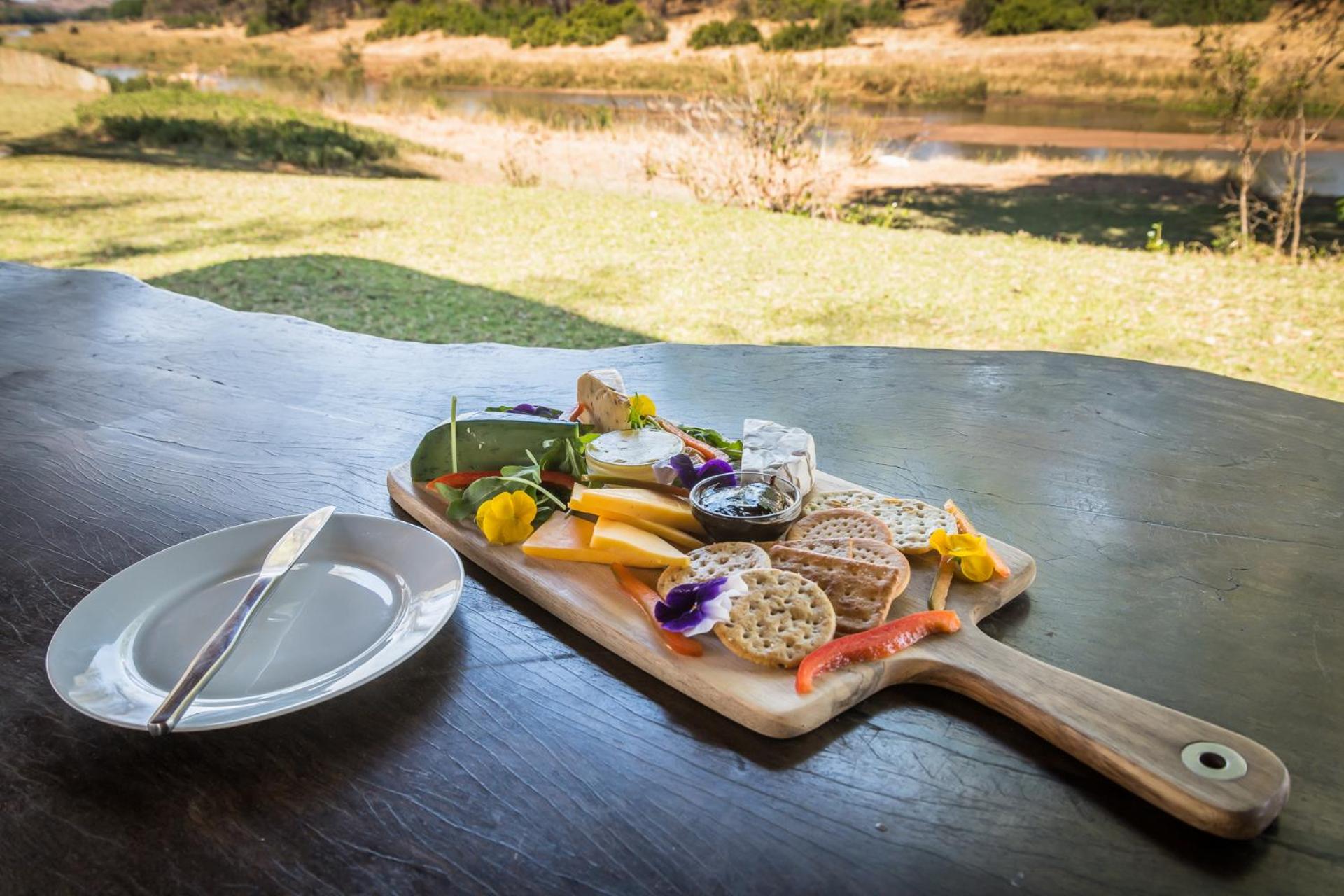 Maninghi Lodge