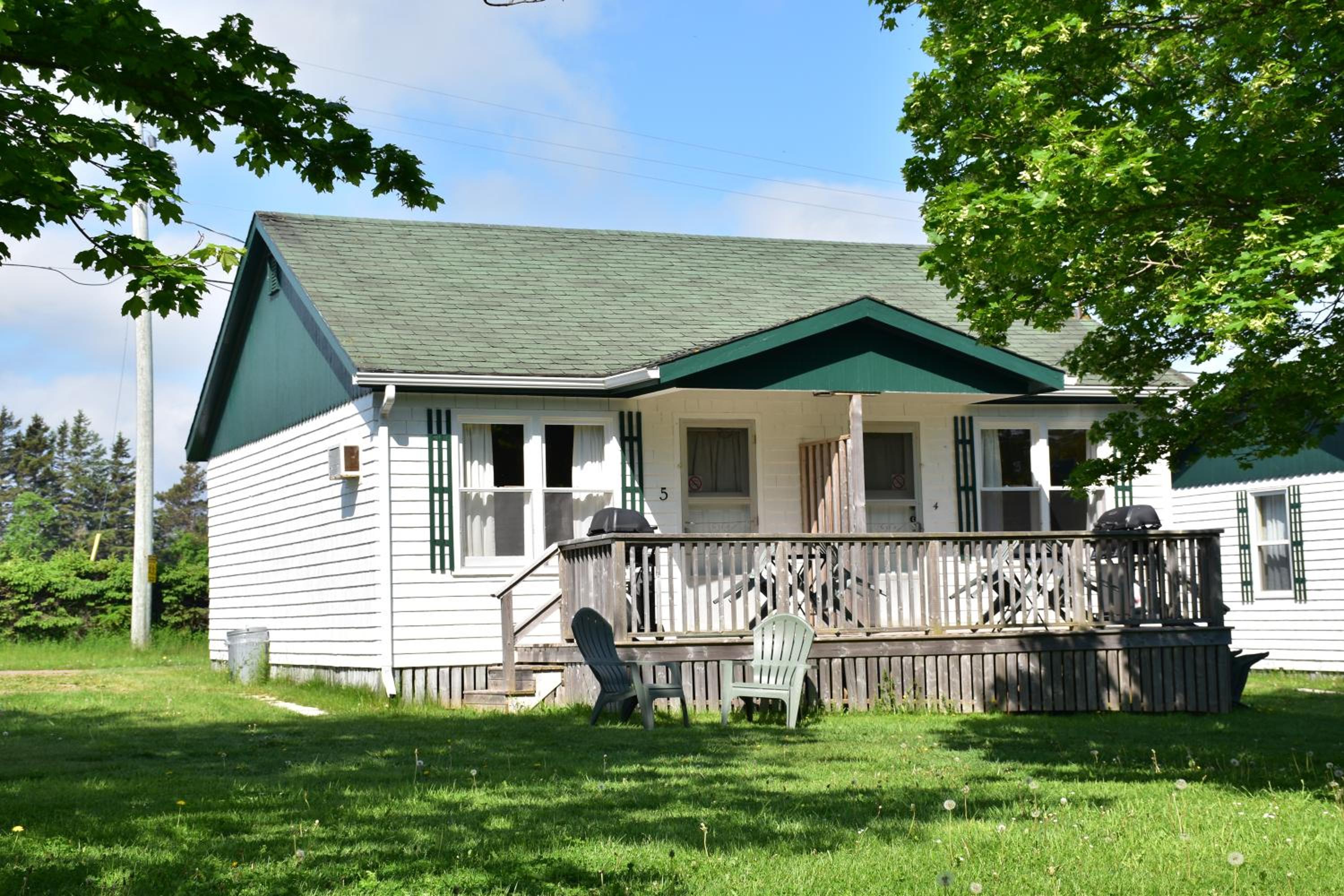 Lakeview Lodge and Cottages