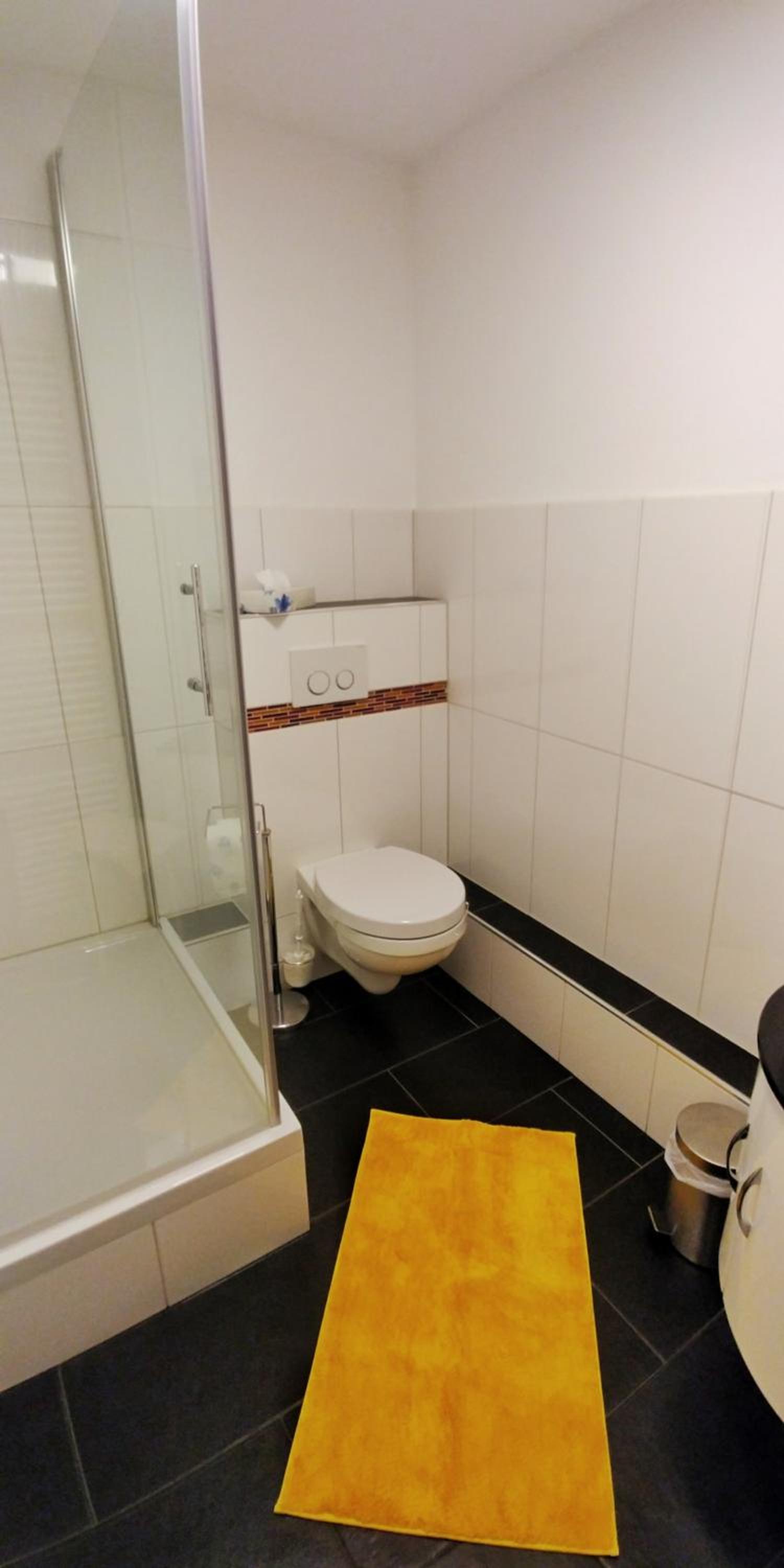Privathotel Der Schwarze Herrgott No TV view 4