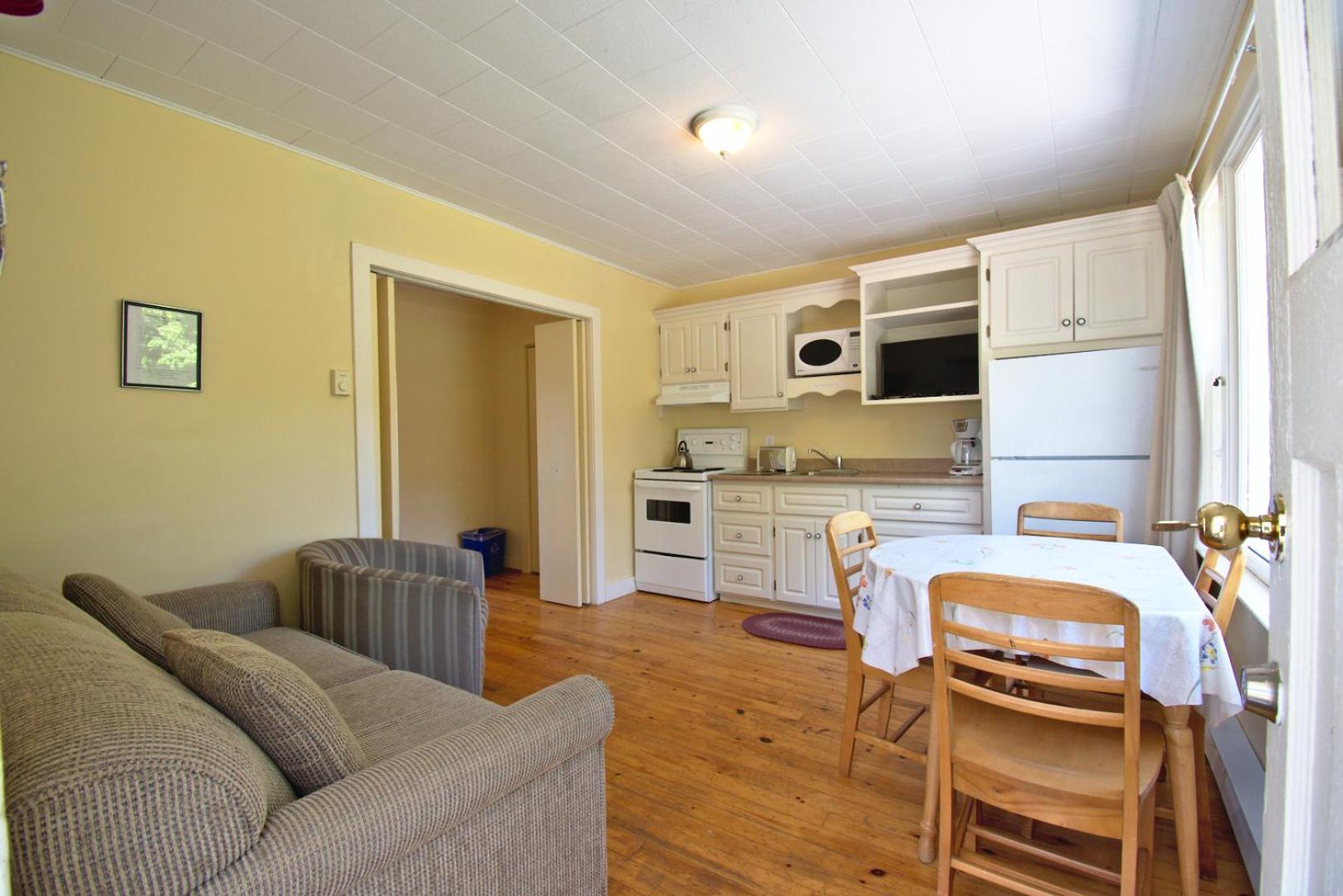 Lakeview Lodge and Cottages