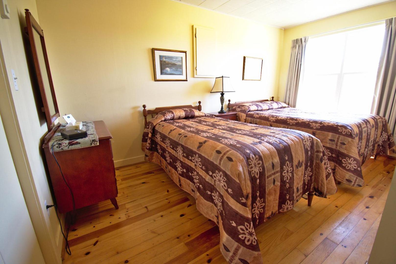 Lakeview Lodge and Cottages