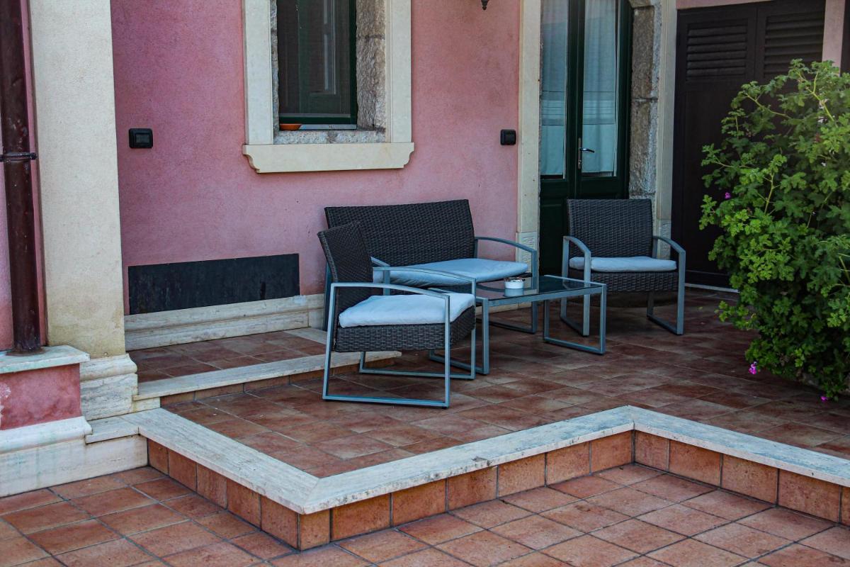 Villa Maremonti view 4