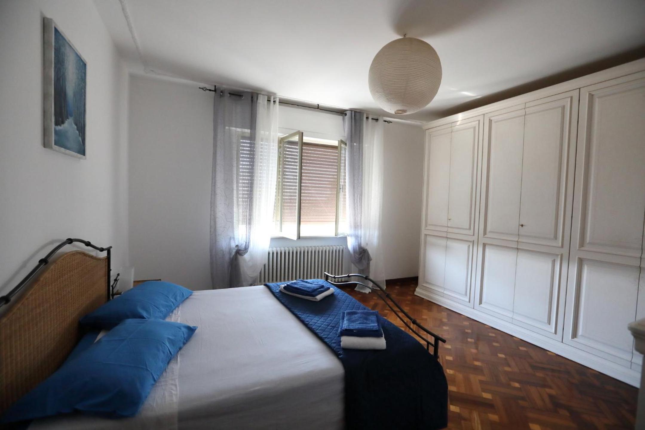 casa vacanza con piscina grande e idromassaggio jacuzzi