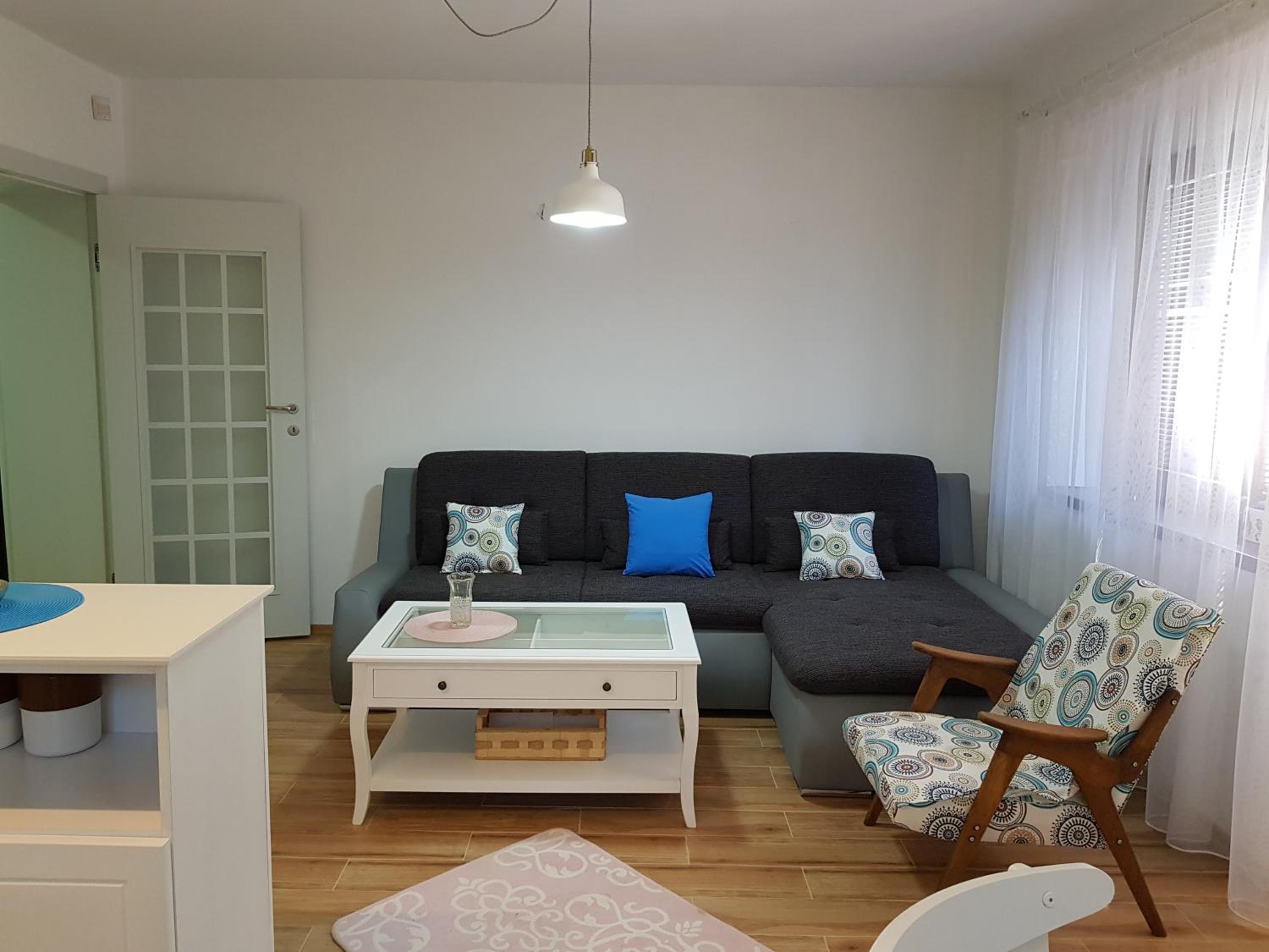 Nance Apartment 1 - Quiet, Cozy, Neat and Near