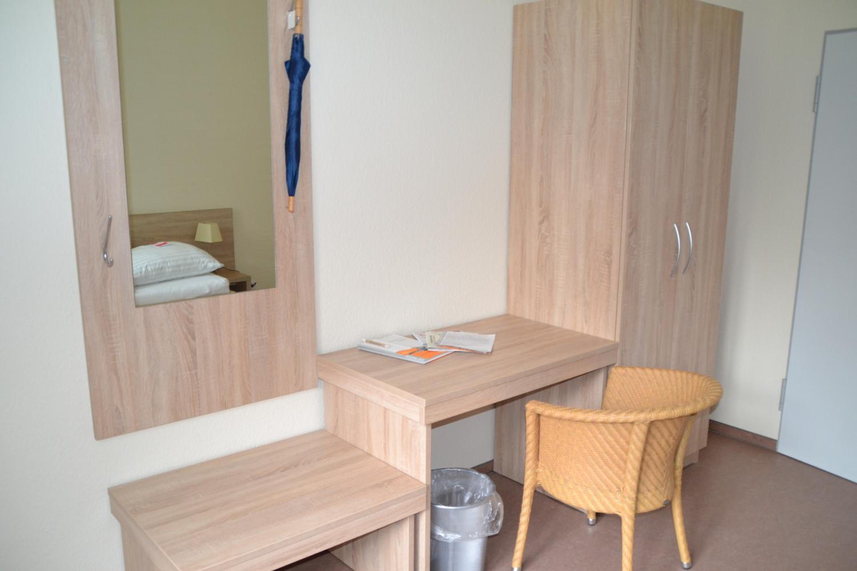Photo 6