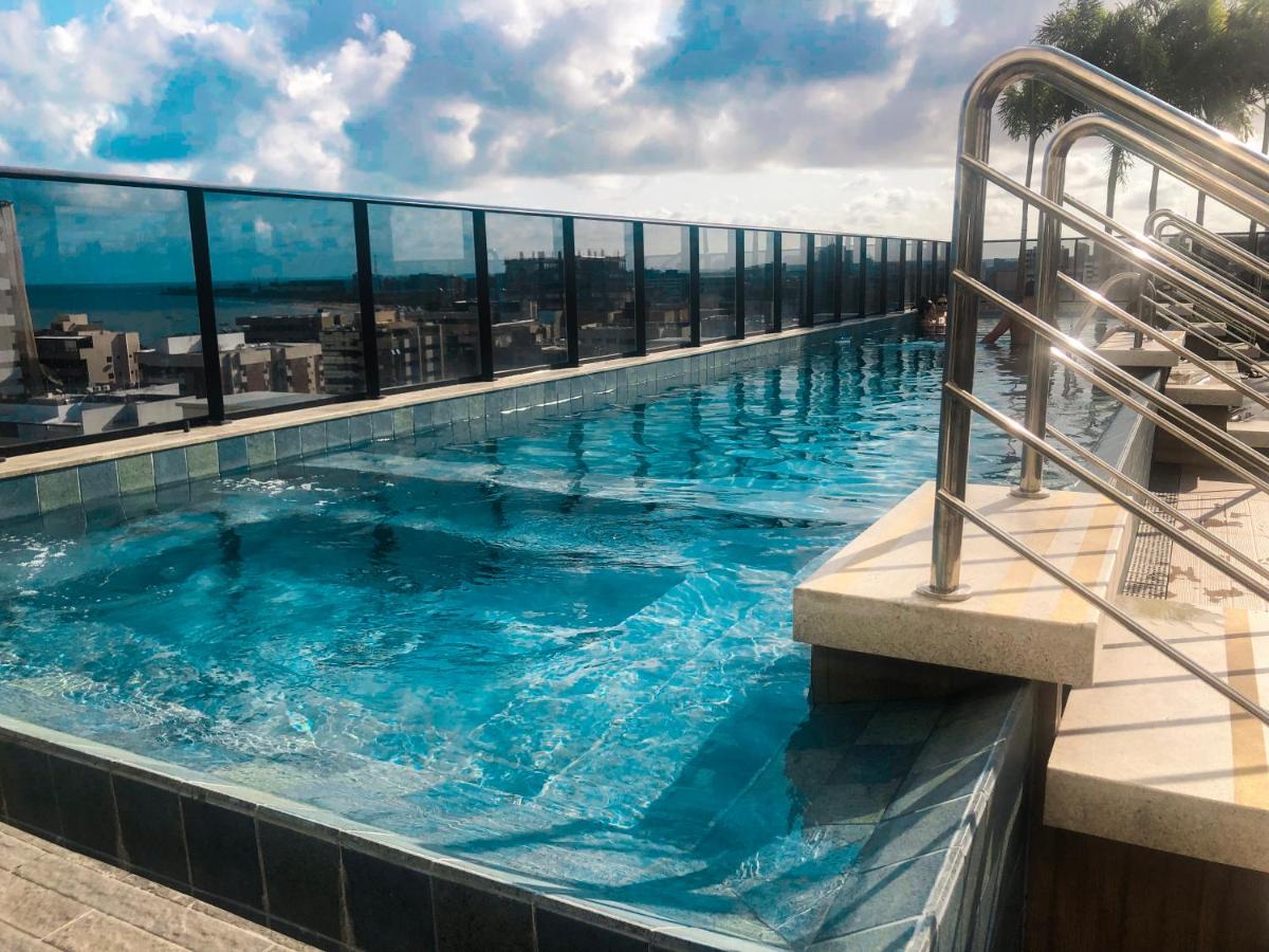 Hotel TIME - Luxo e sofisticação na praia de Ponta Verde - Image 1