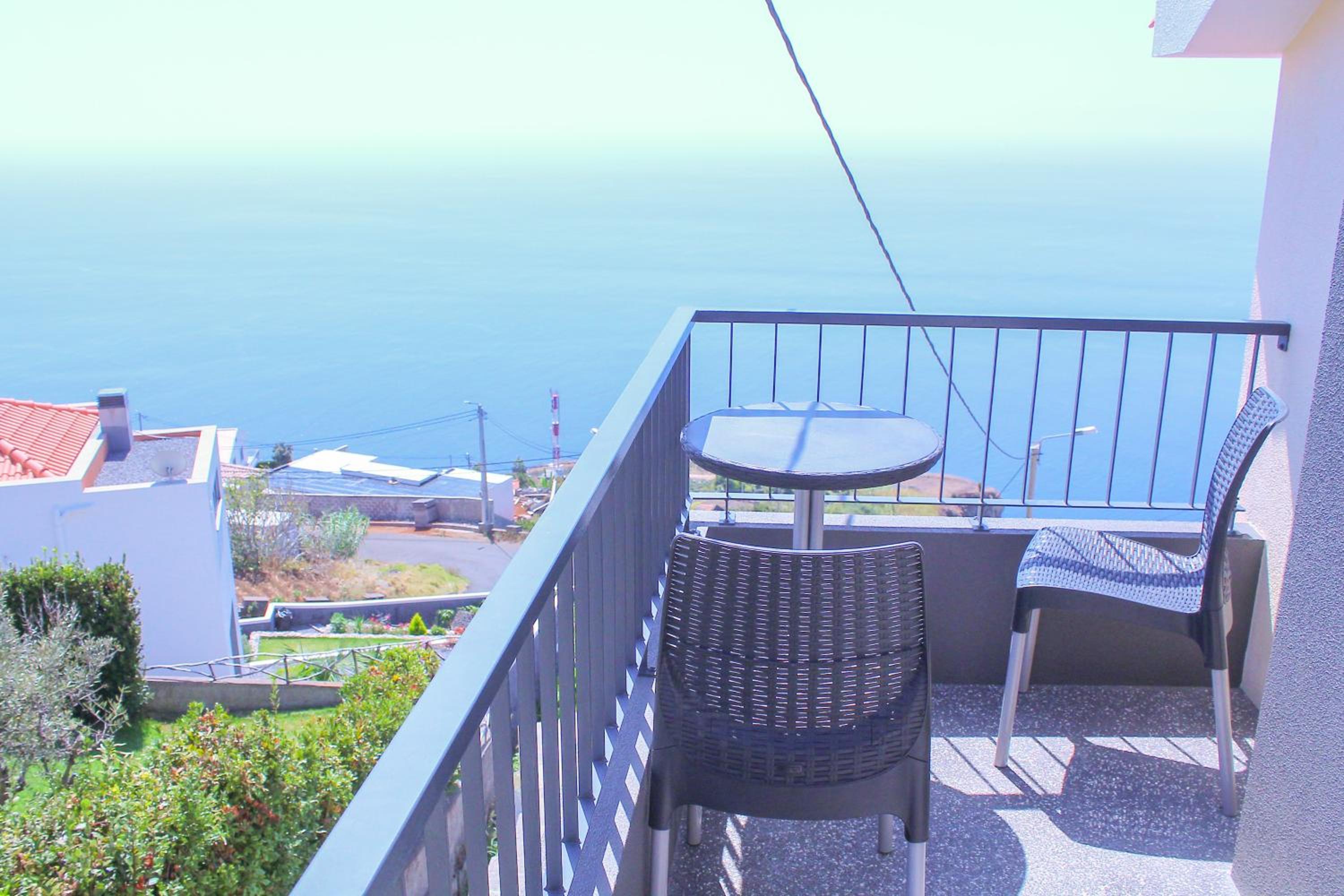 Studio One | Massapez | Fajã da Ovelha | Calheta