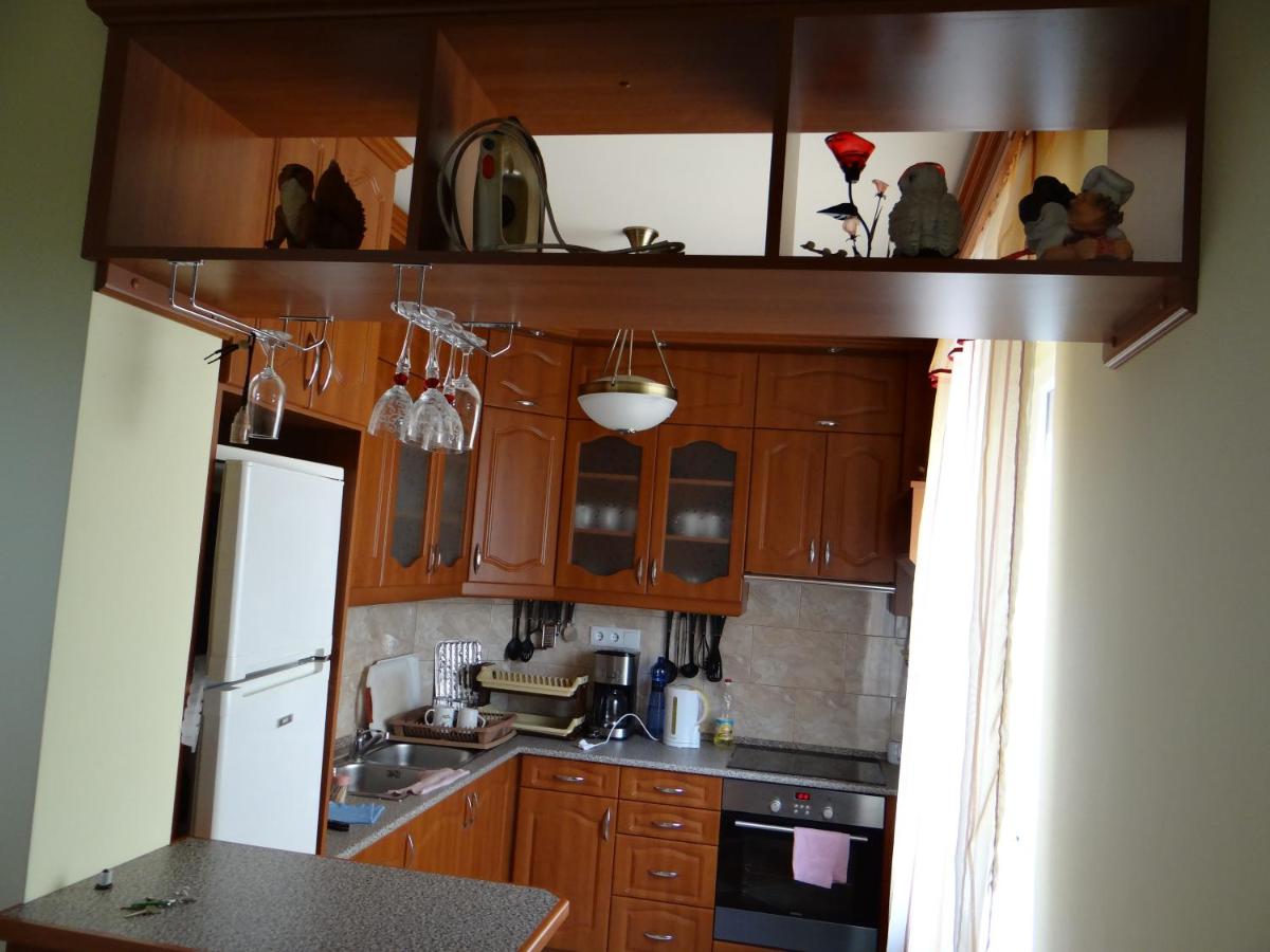 Photo 33
