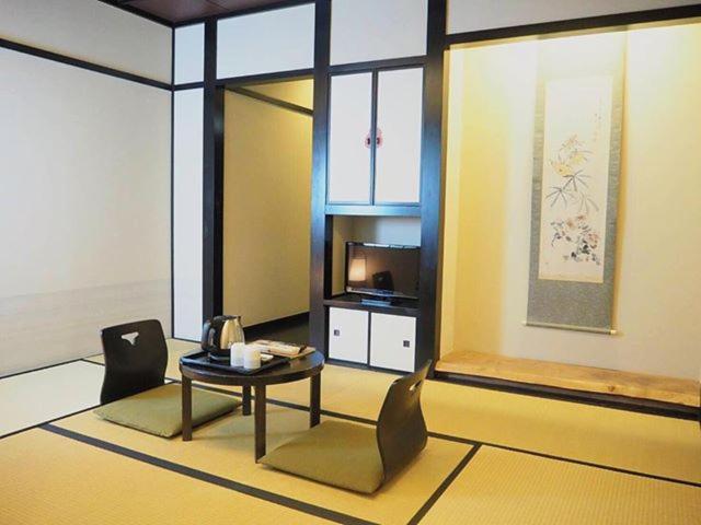 The Edo Sakura
