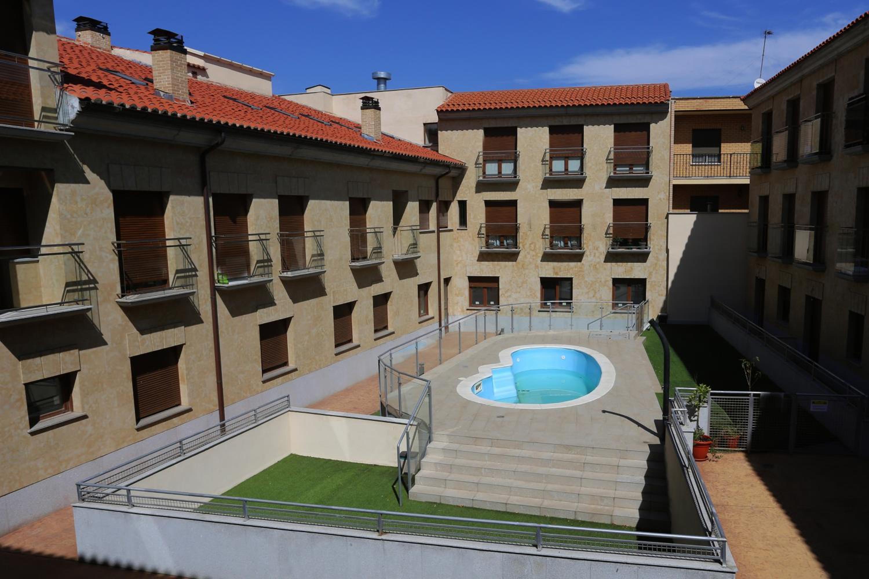 Apartamento Turistico Puente Romano P3 BAJO - B view 4