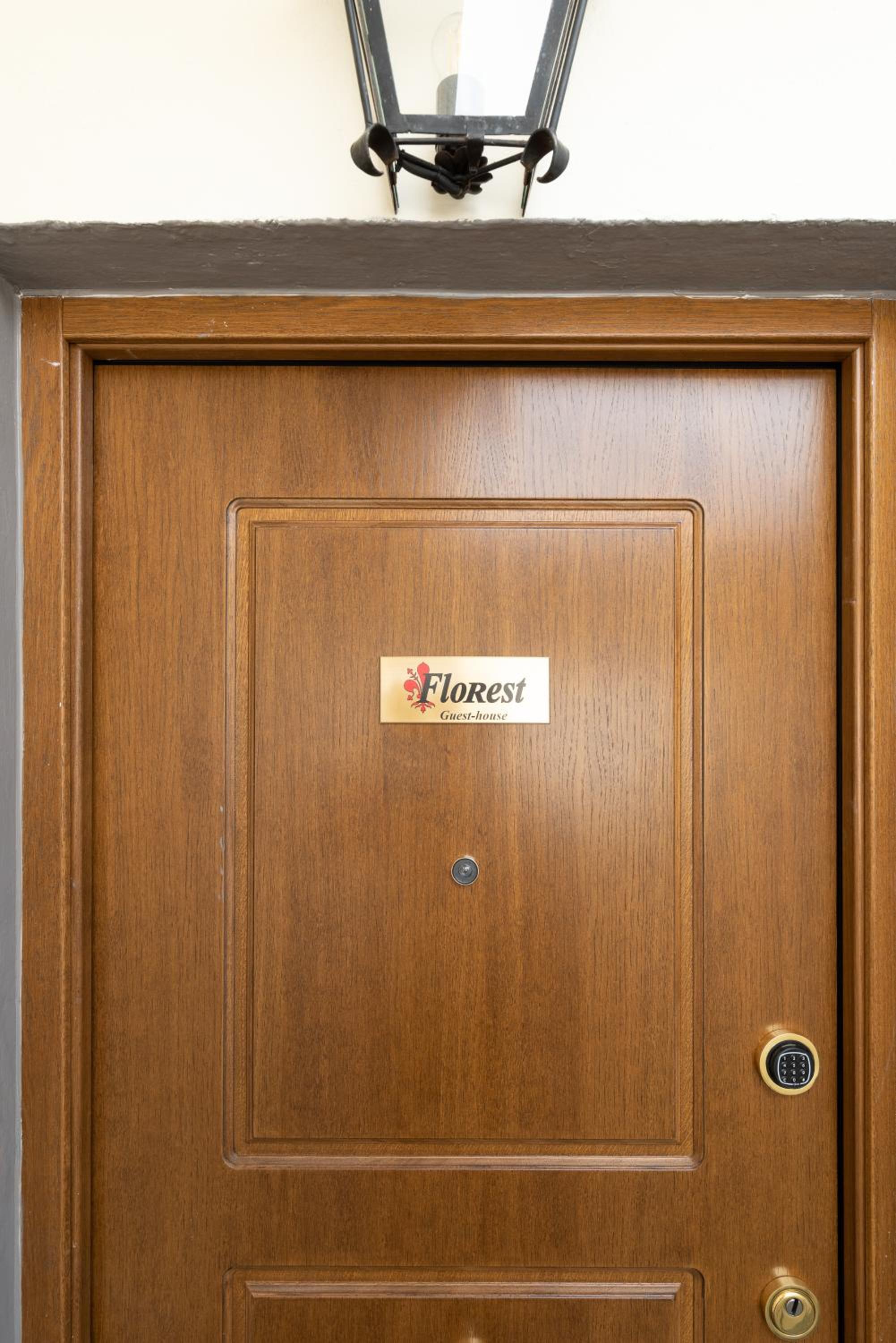 FLOREST Guest House