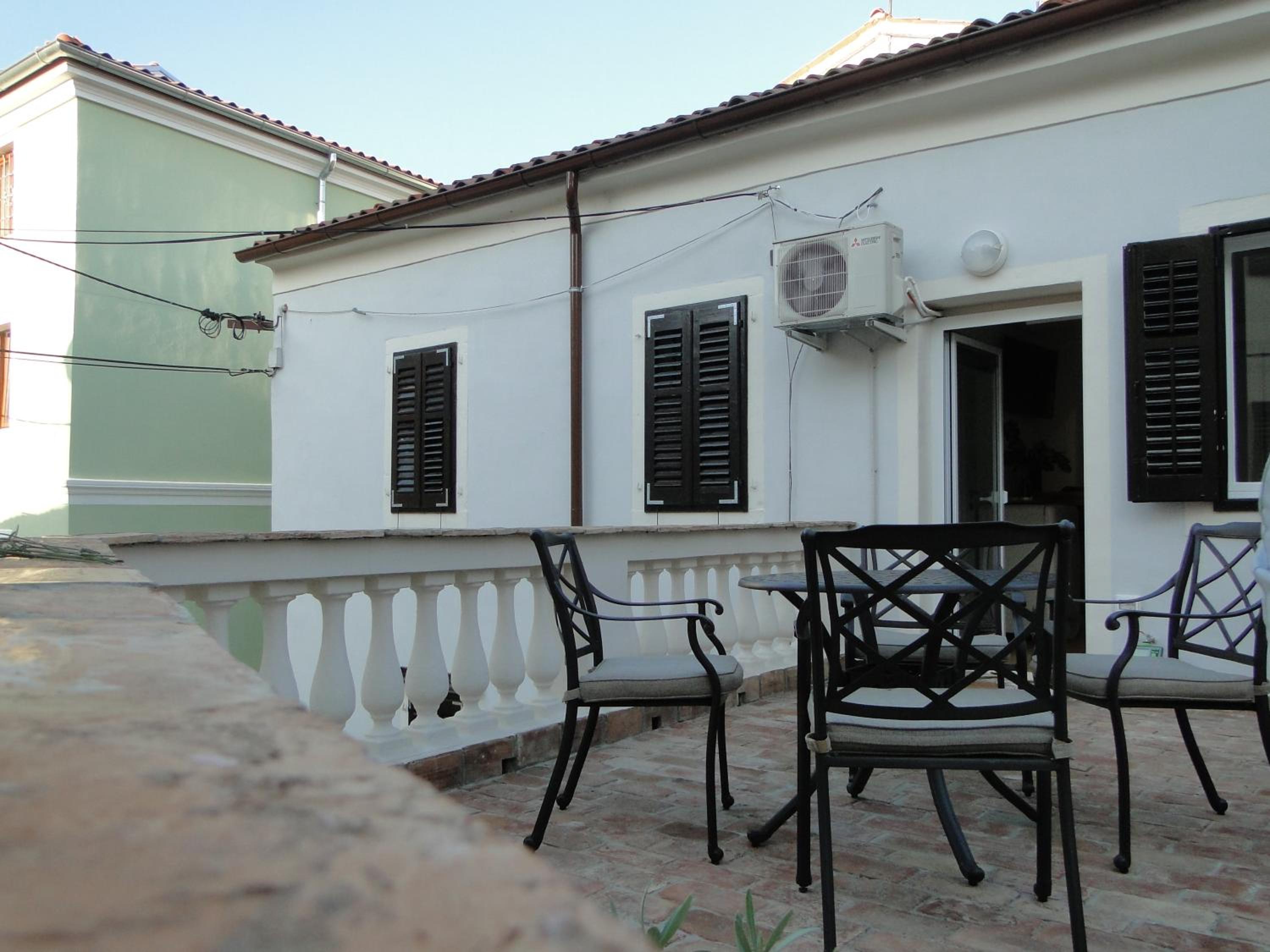 Apartma Na terasi view 5