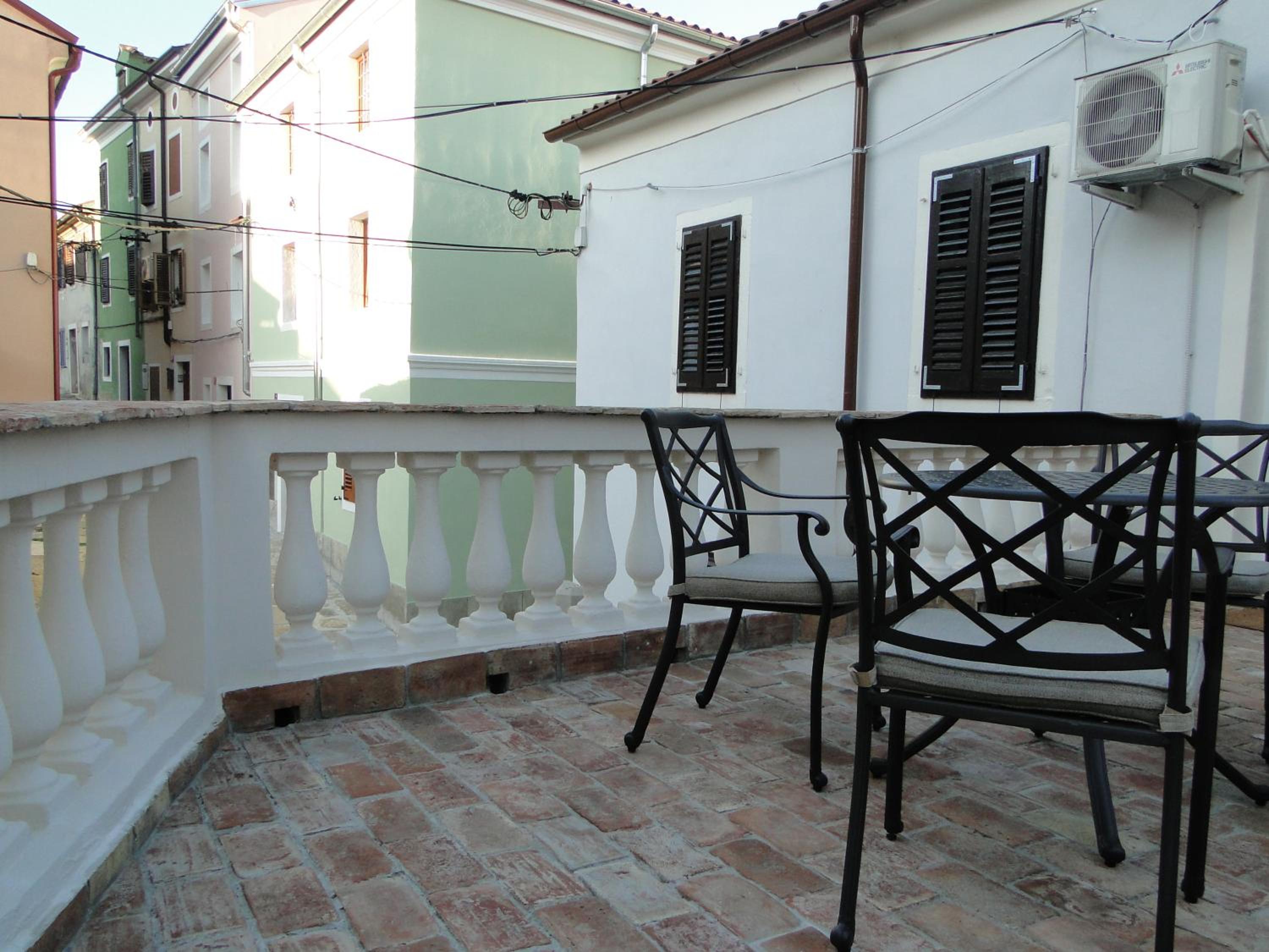 Apartma Na terasi view 4