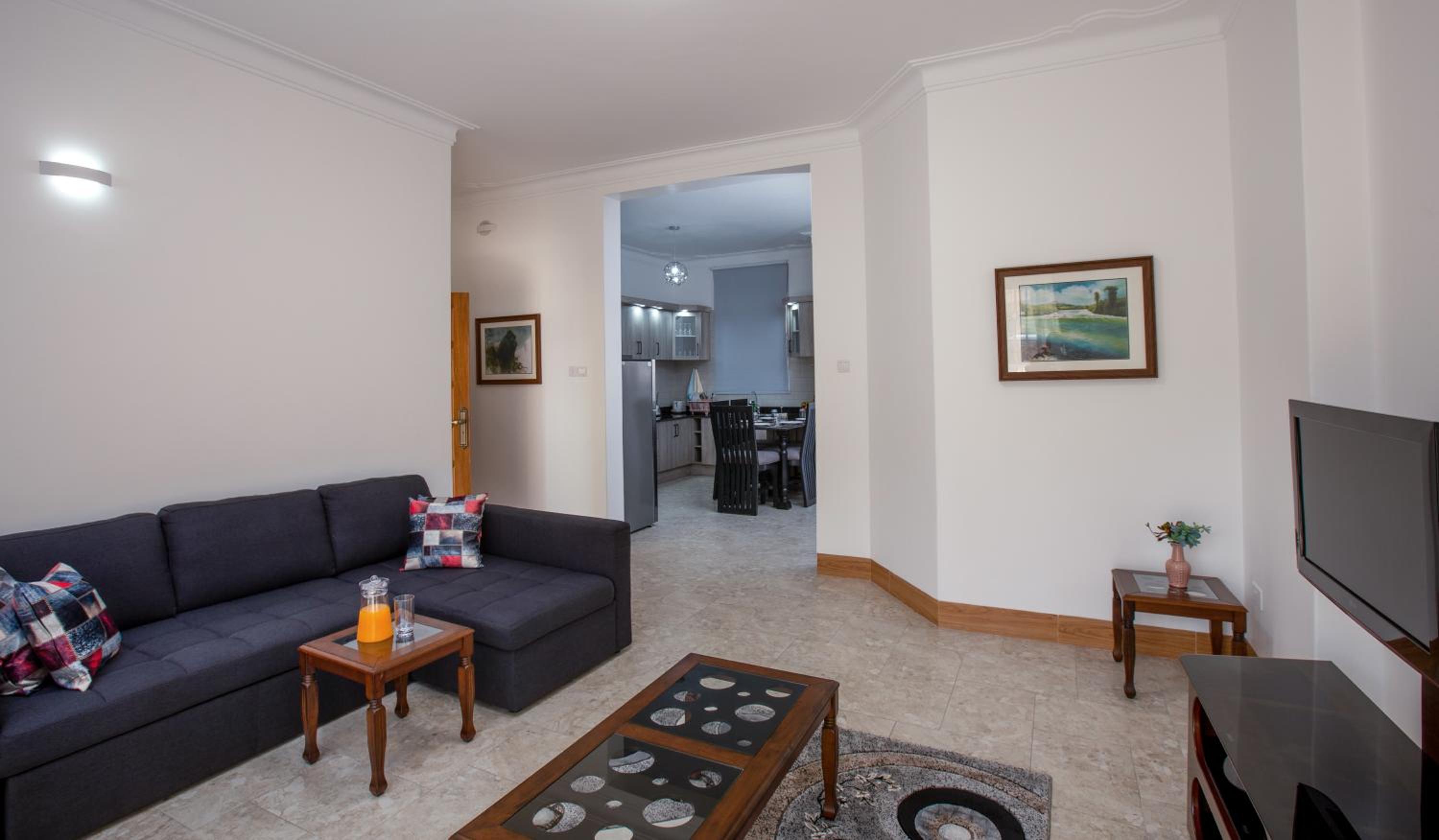 Caran Apartments