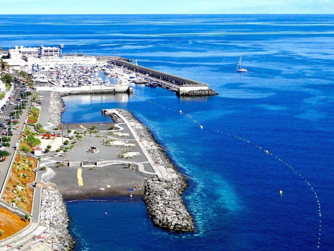 Magnific flat with panoramic sea views view 4