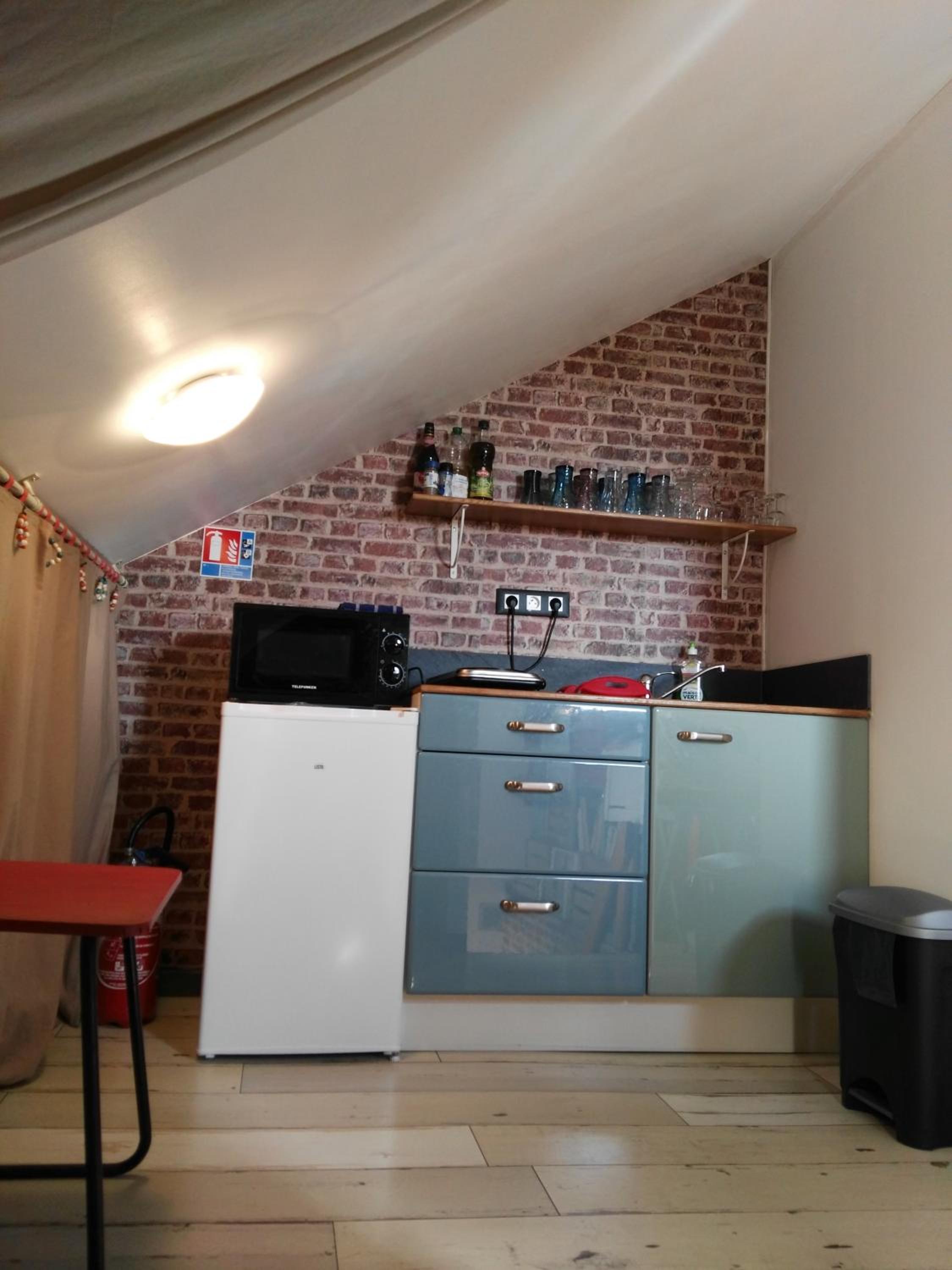 Photo 12