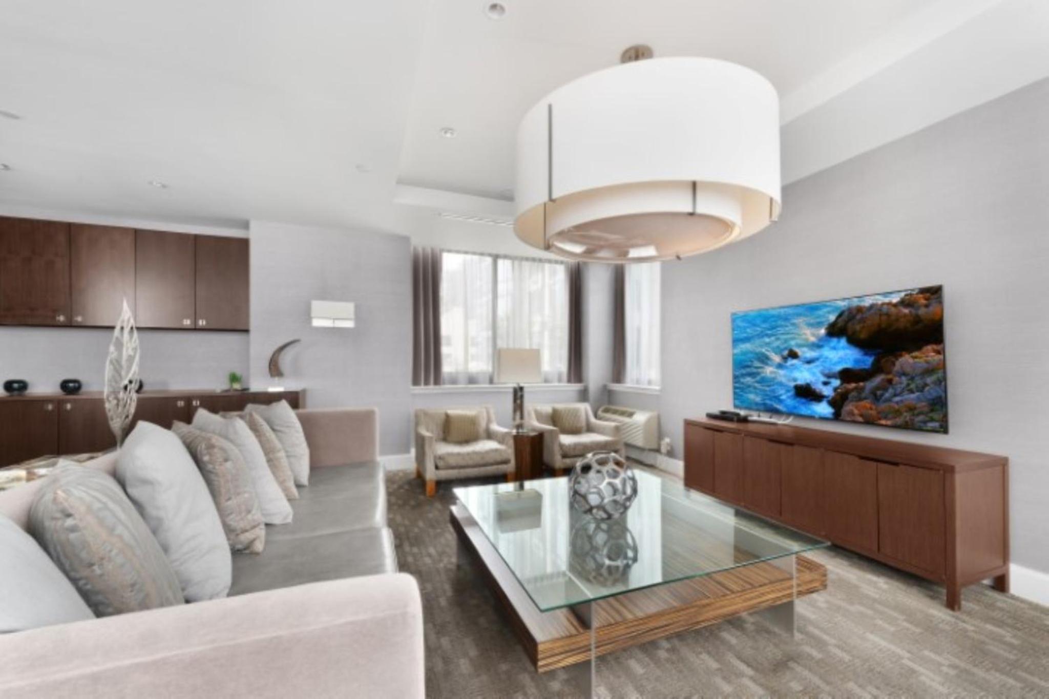Global Luxury Suites Downtown Jersey City