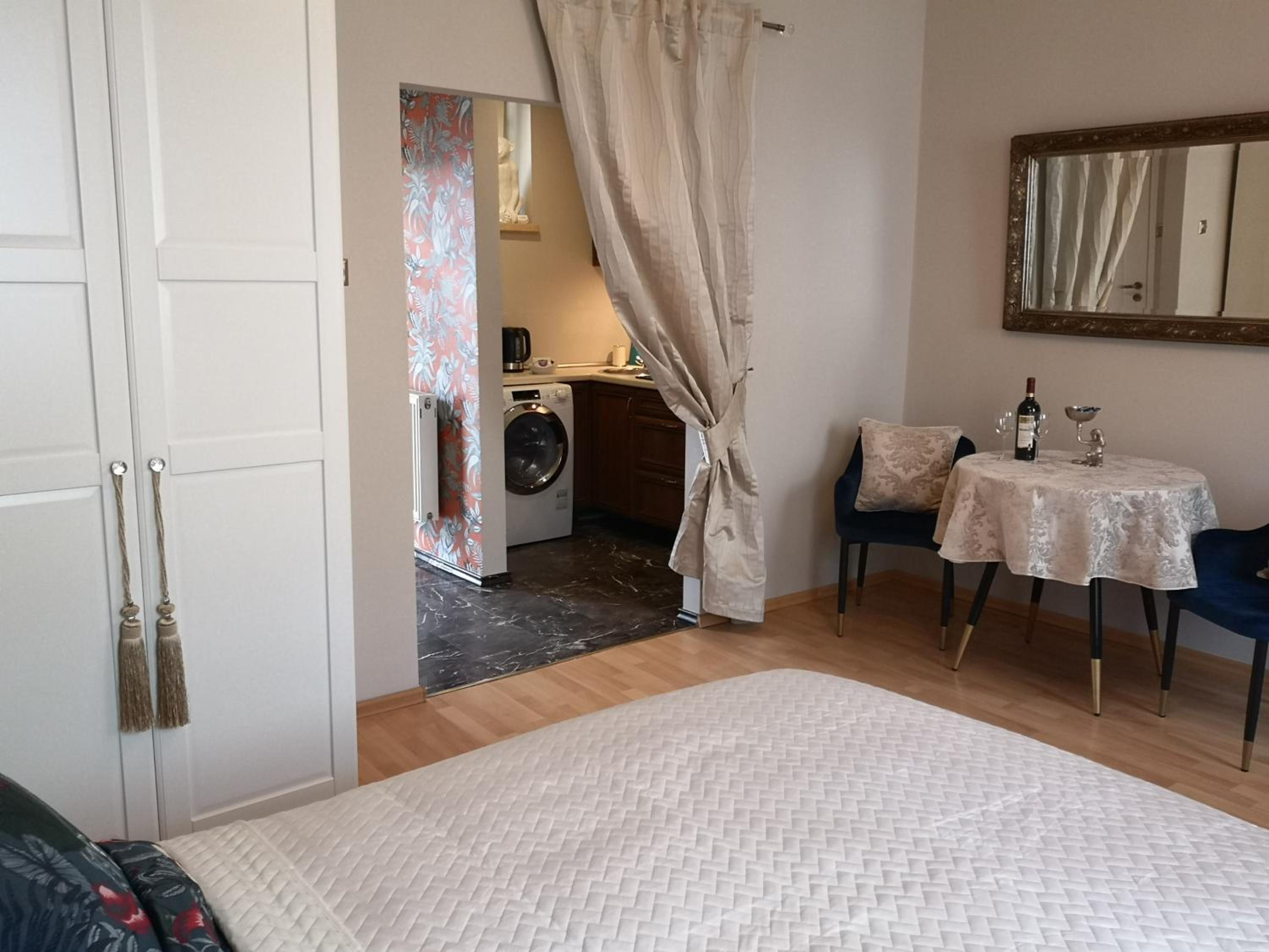 Best Apartments Więzienna Monkeys view 4